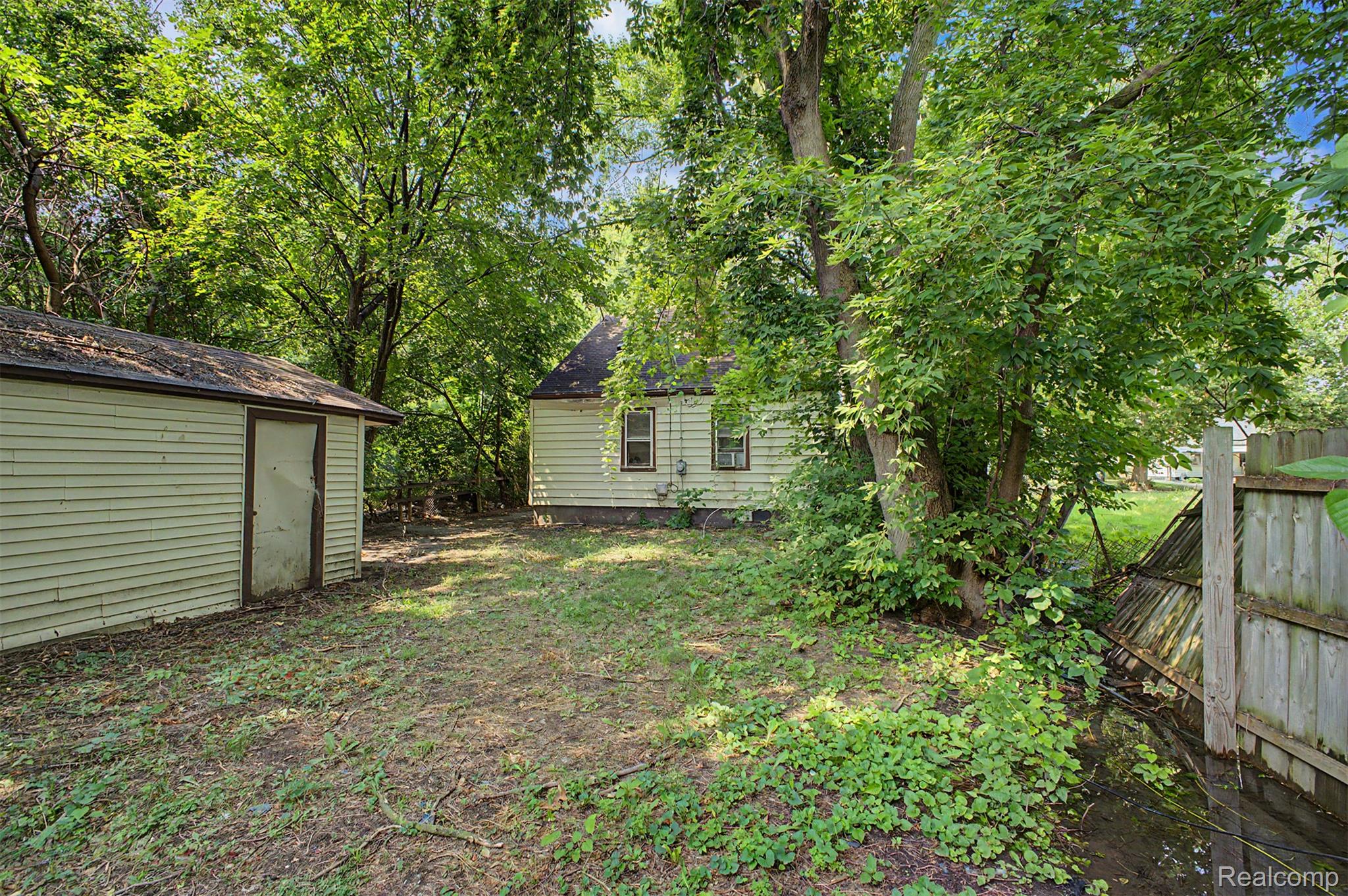 7434 Clayburn Street Property Photo 24