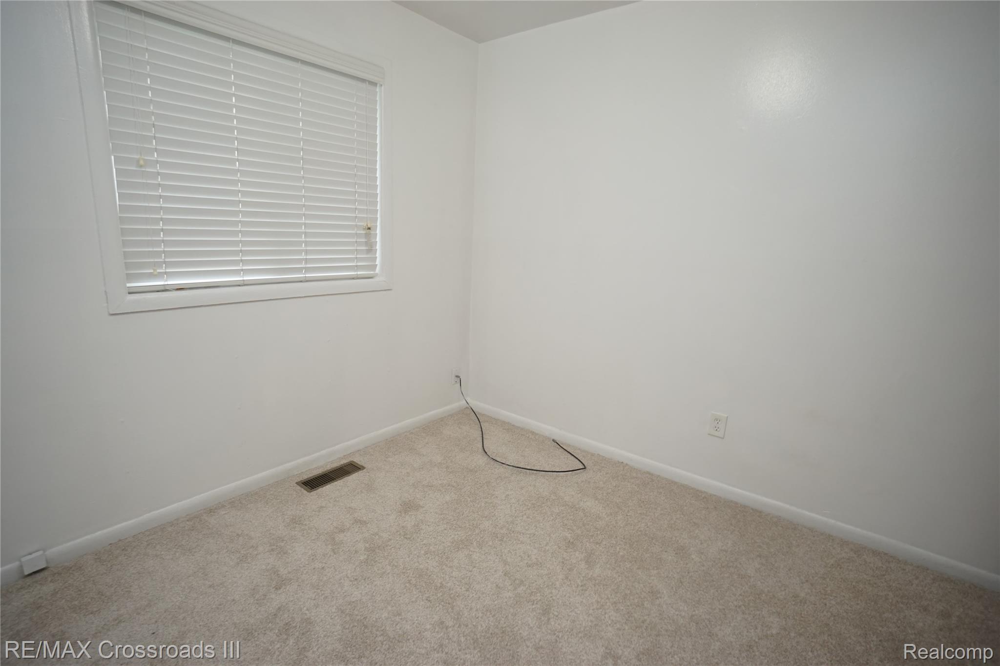 730 Fox Avenue Property Photo 5