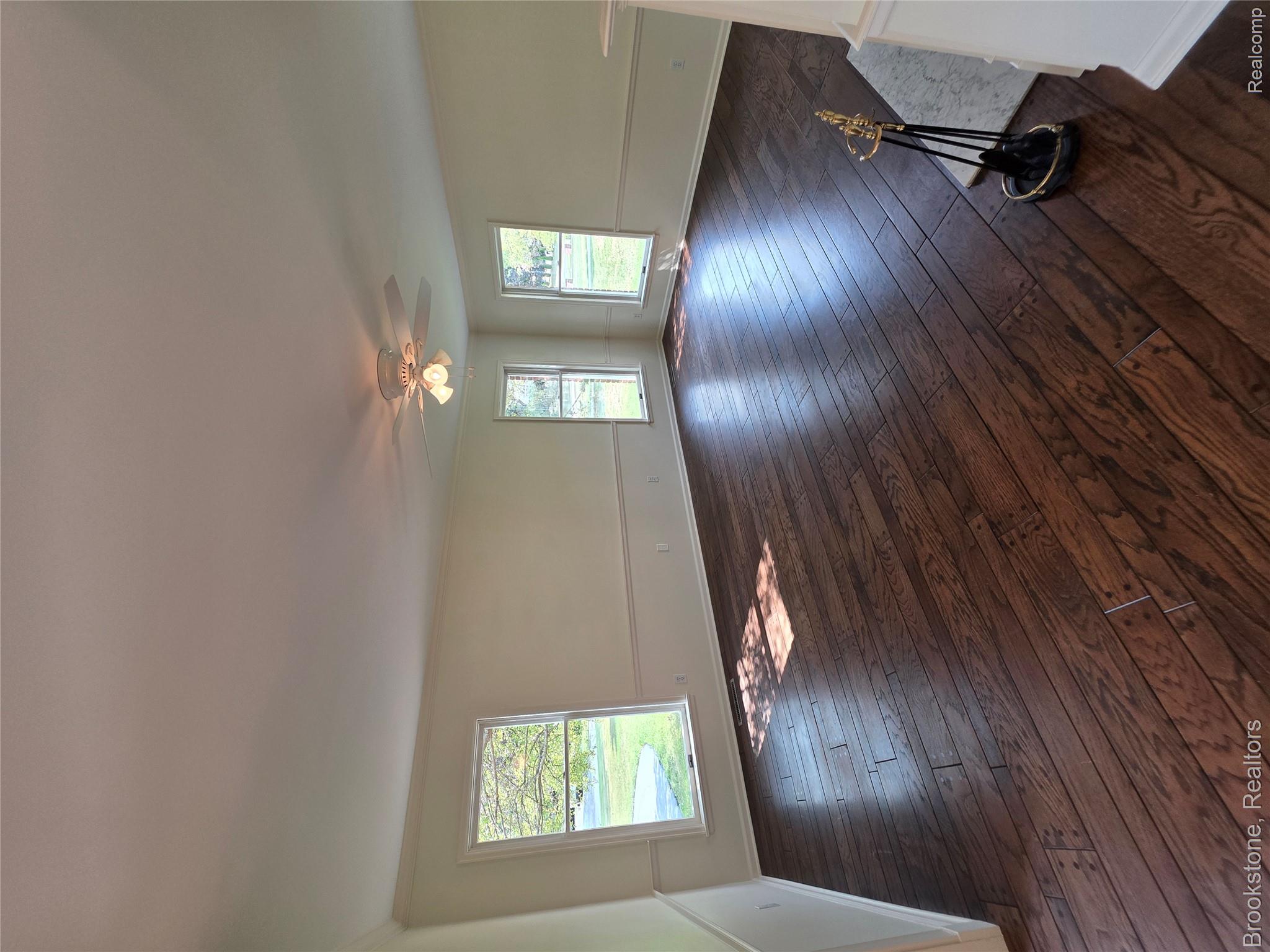1210 Springborrow Drive Property Photo 13