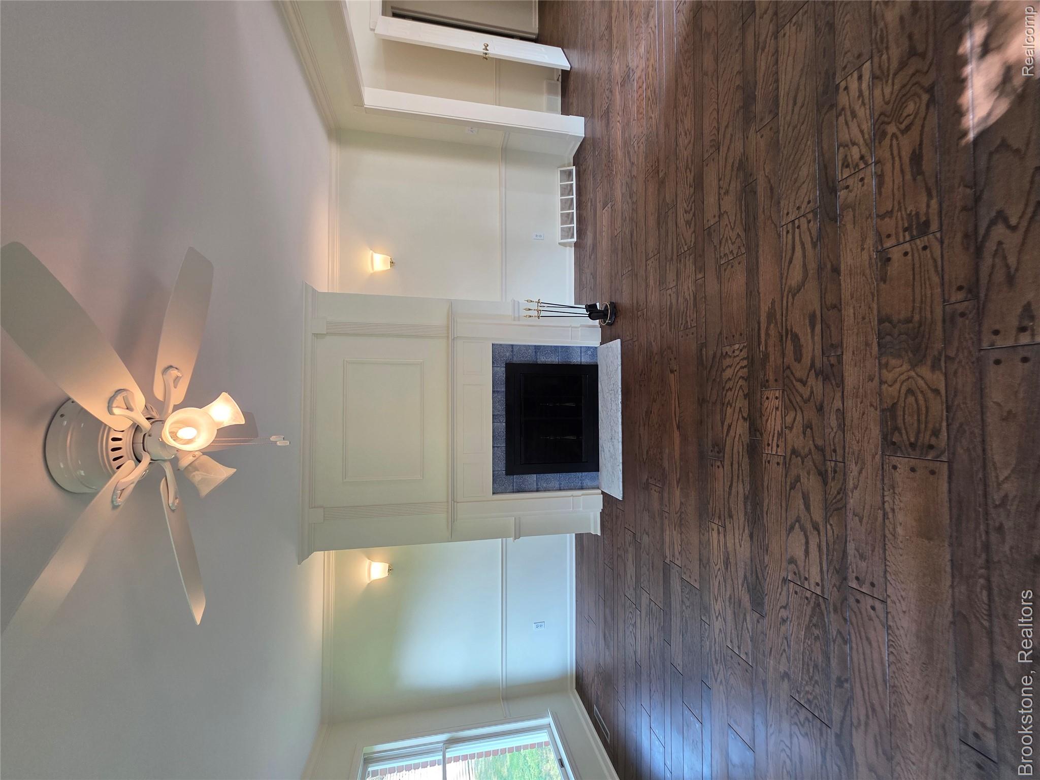 1210 Springborrow Drive Property Photo 15
