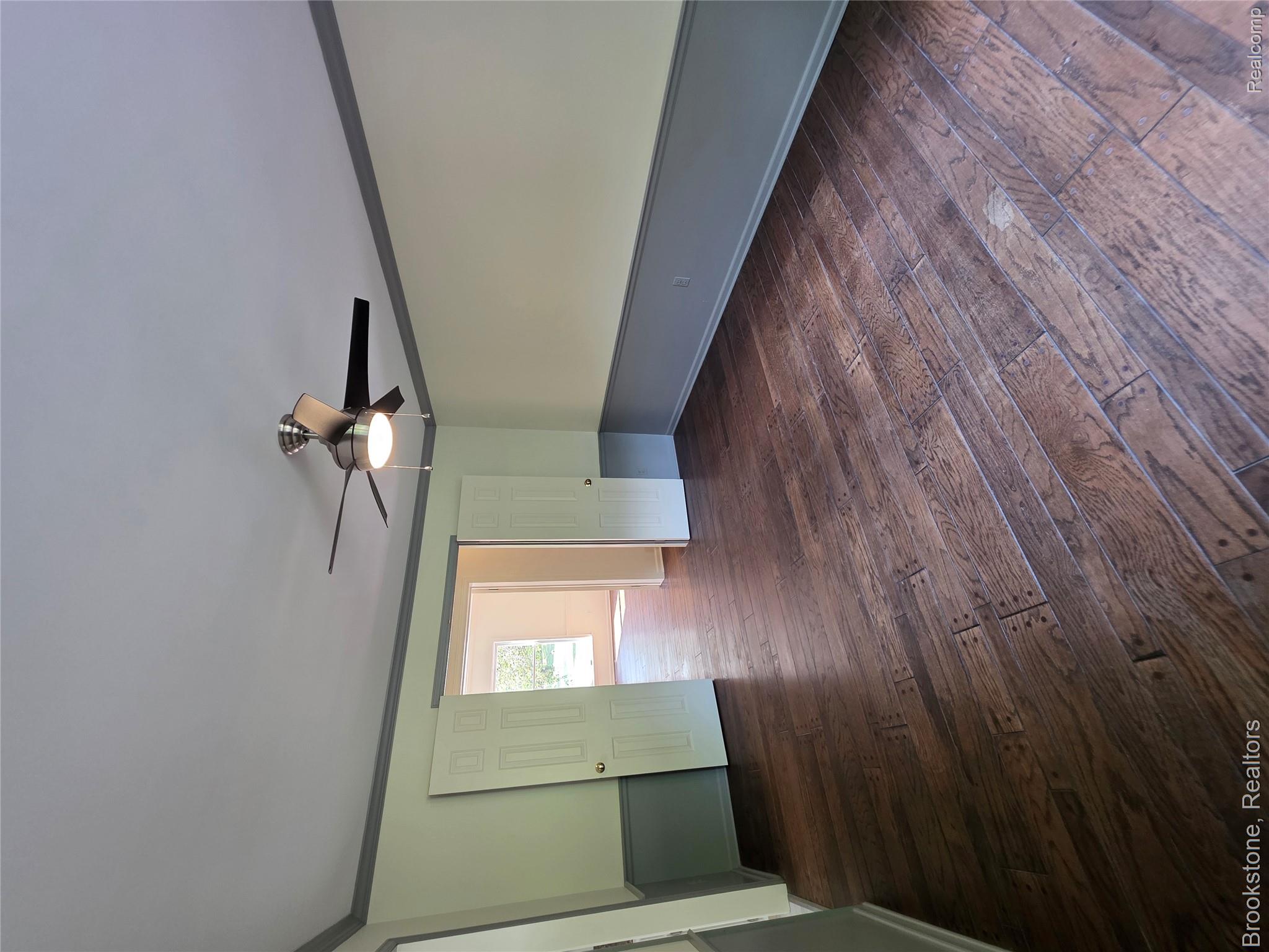 1210 Springborrow Drive Property Photo 17