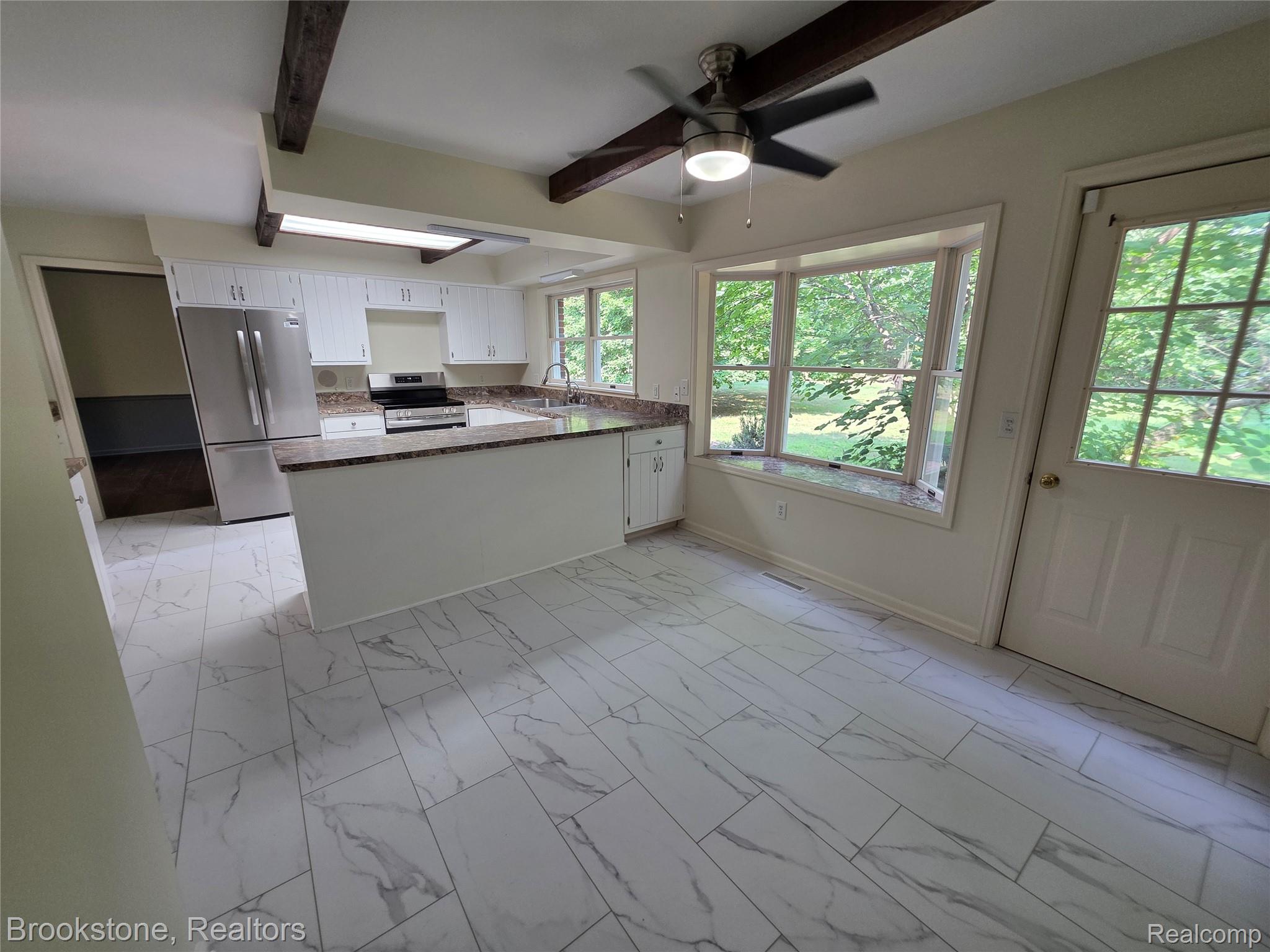 1210 Springborrow Drive Property Photo 20