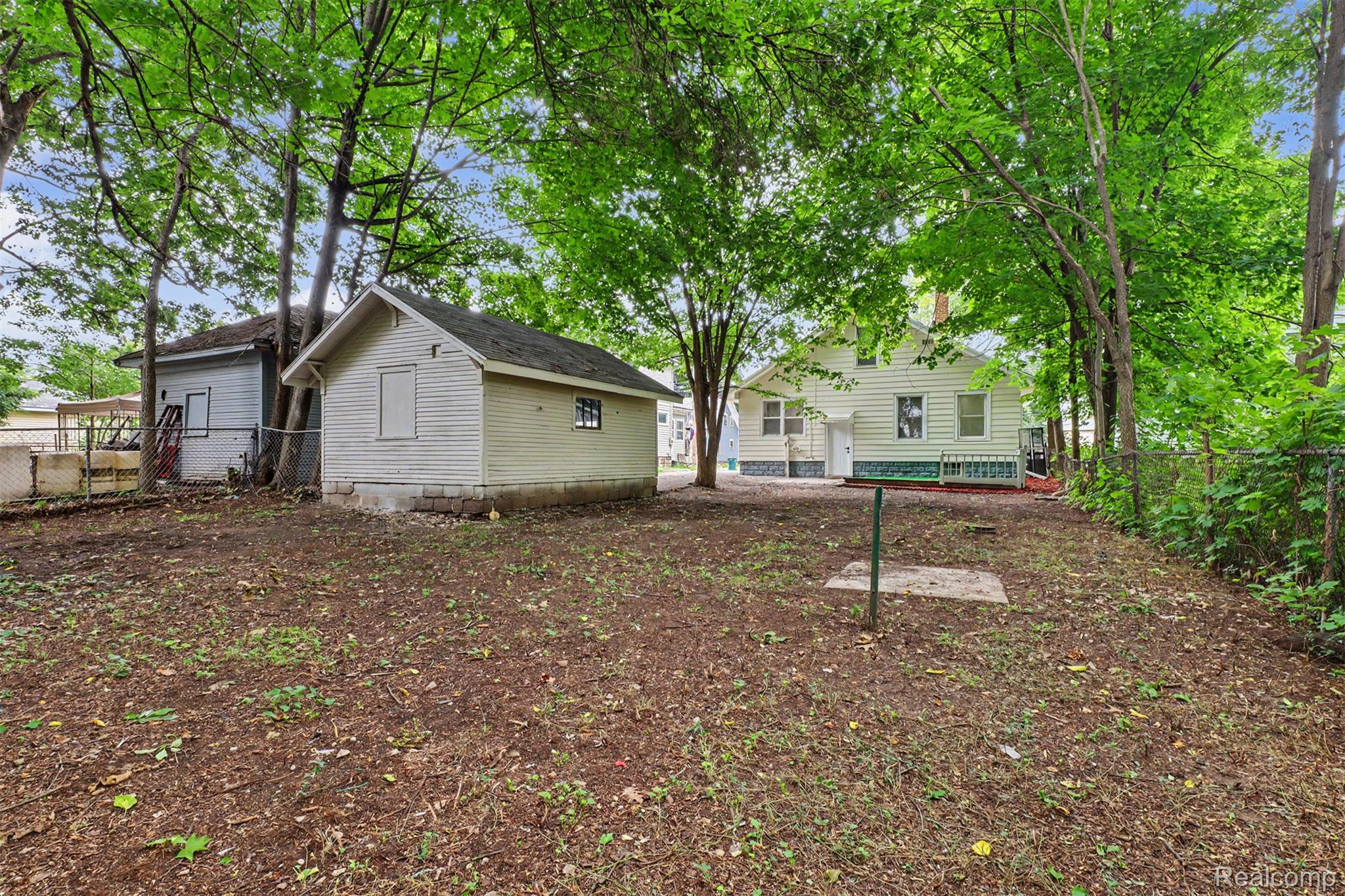 2102 Forest Avenue Property Photo 7