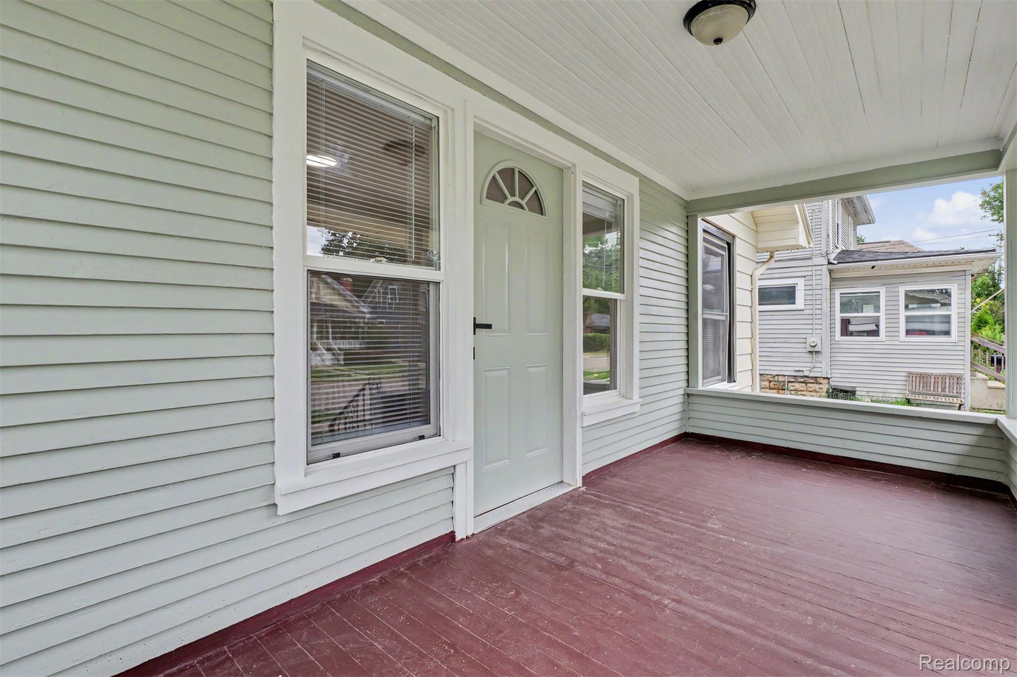 2102 Forest Avenue Property Photo 8