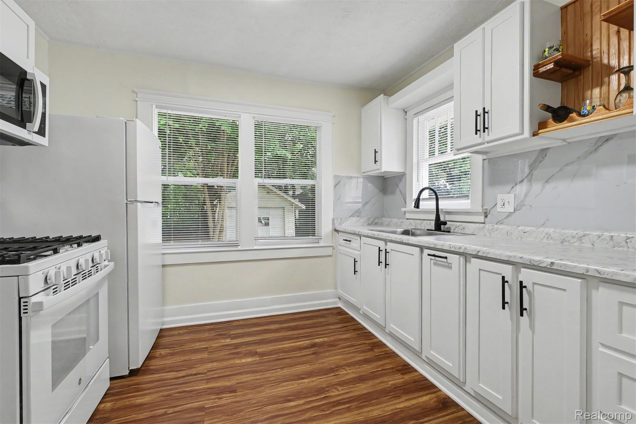 2102 Forest Avenue Property Photo 21