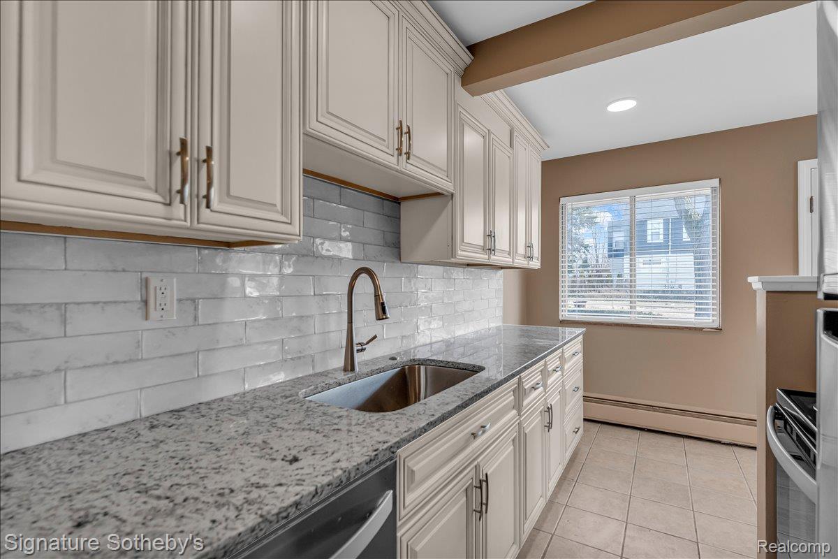 141 Ardmore Drive Property Photo 10