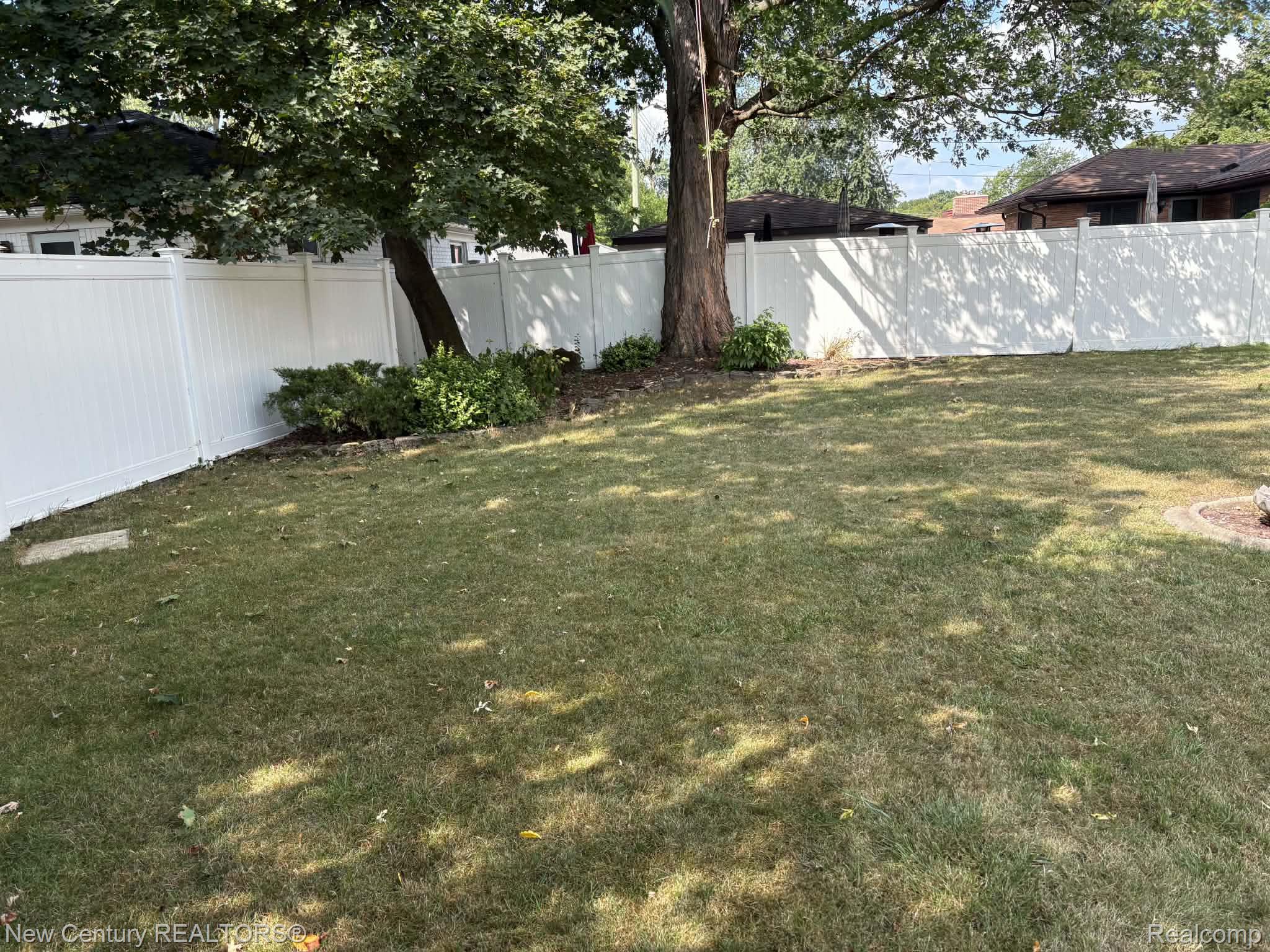 12831 Northfield Boulevard Property Photo 12