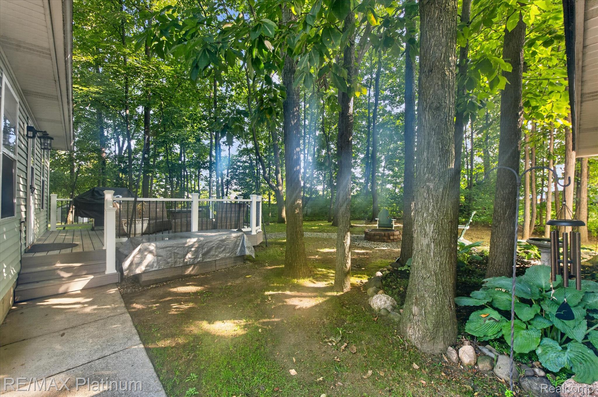 355 Springwell Lane Property Photo 22