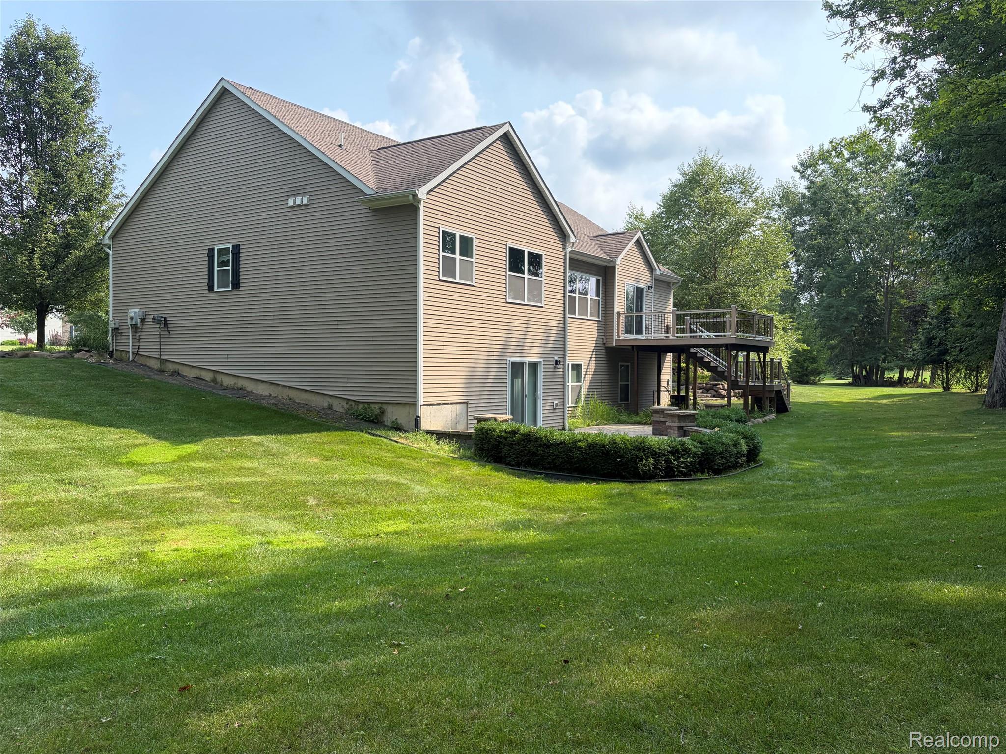 7876 Donegal Court Property Photo 2