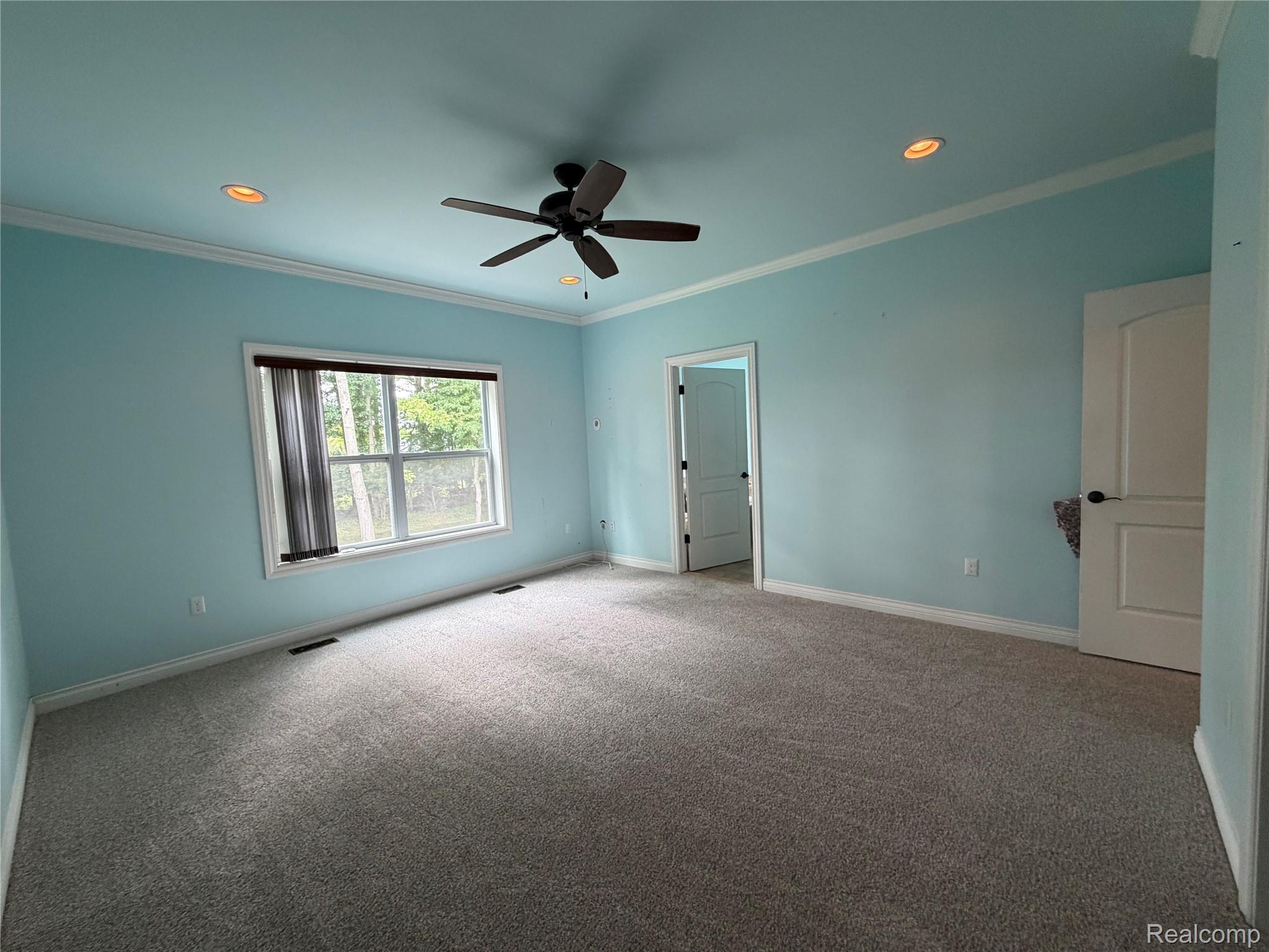7876 Donegal Court Property Photo 14