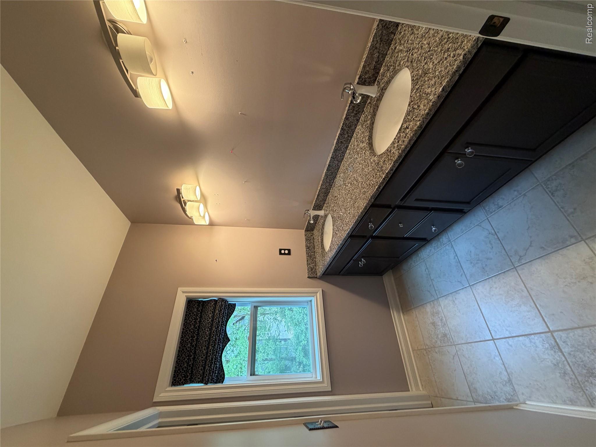 7876 Donegal Court Property Photo 18