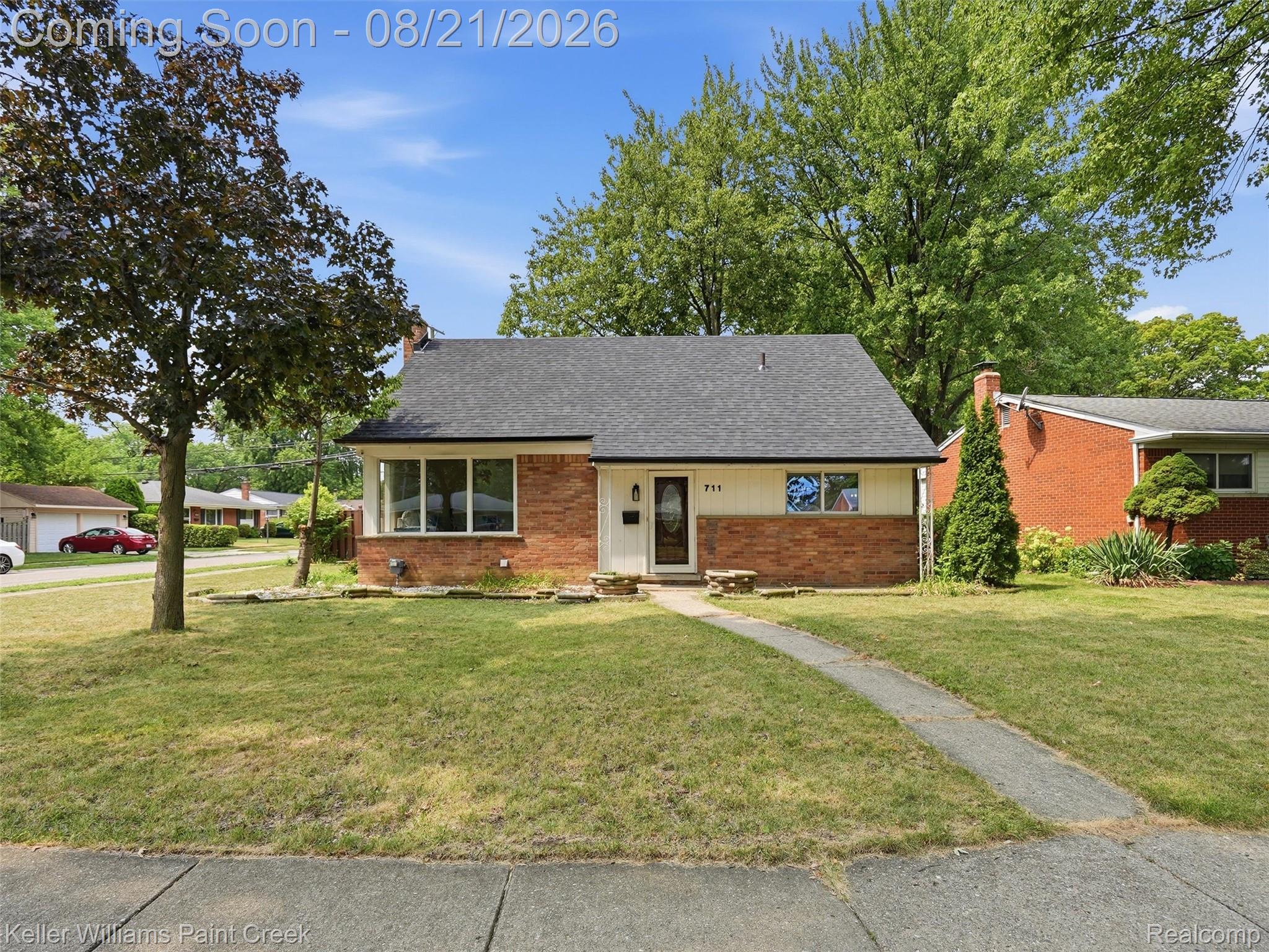 711 Jamaica Drive Property Photo 1