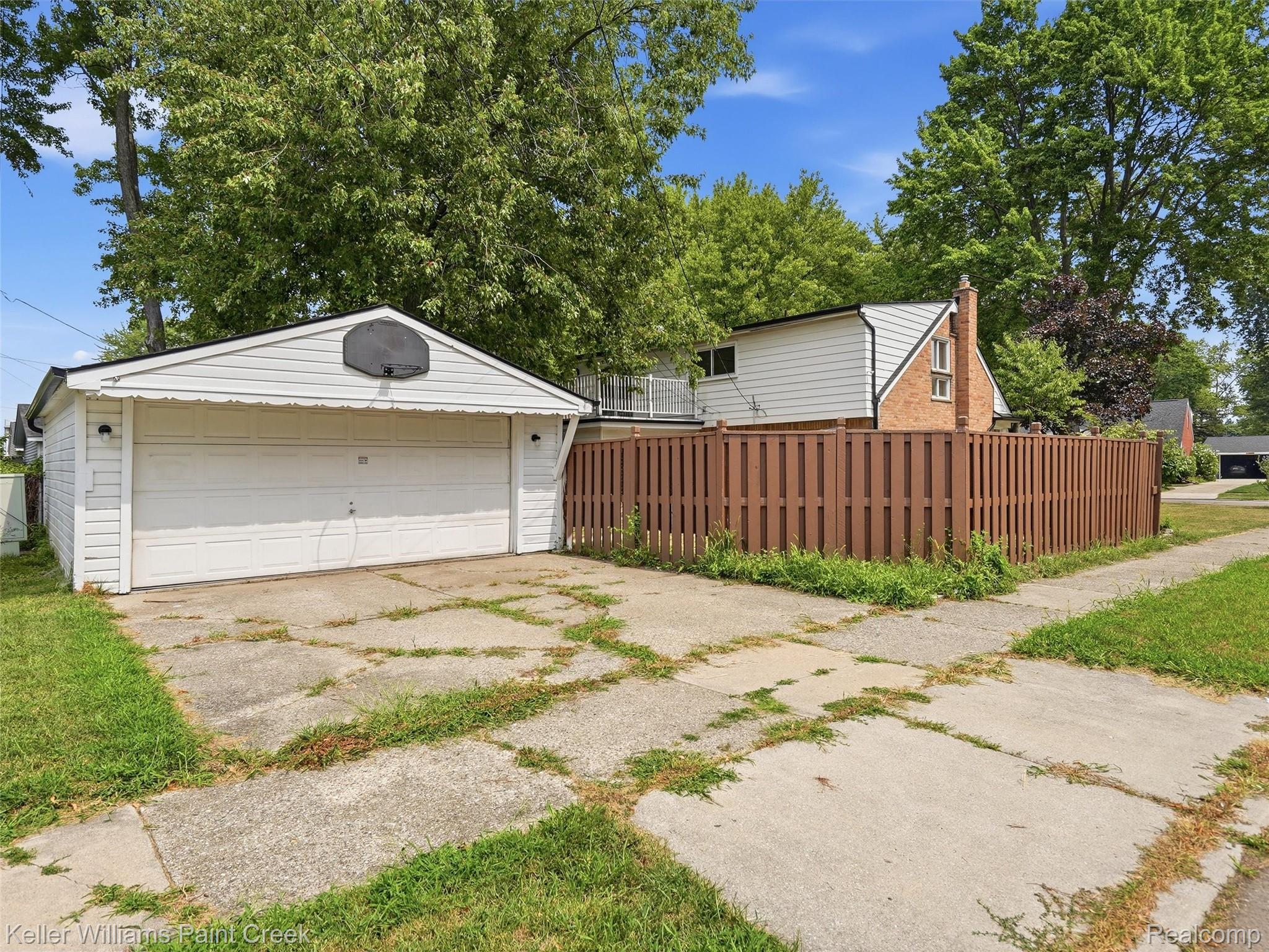 711 Jamaica Drive Property Photo 48