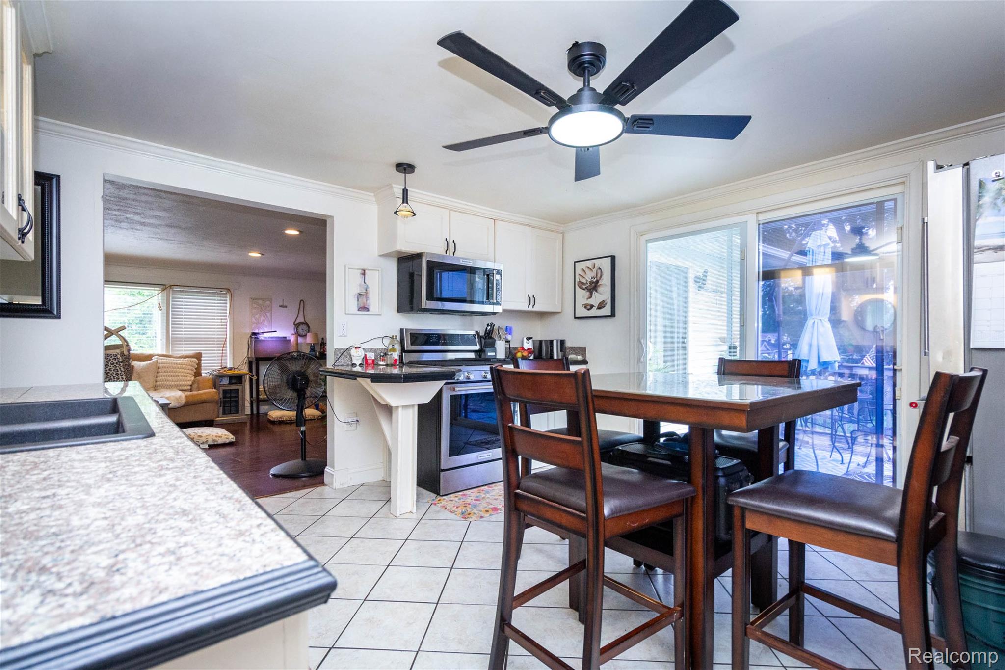 11586 Norway Drive Property Photo 13
