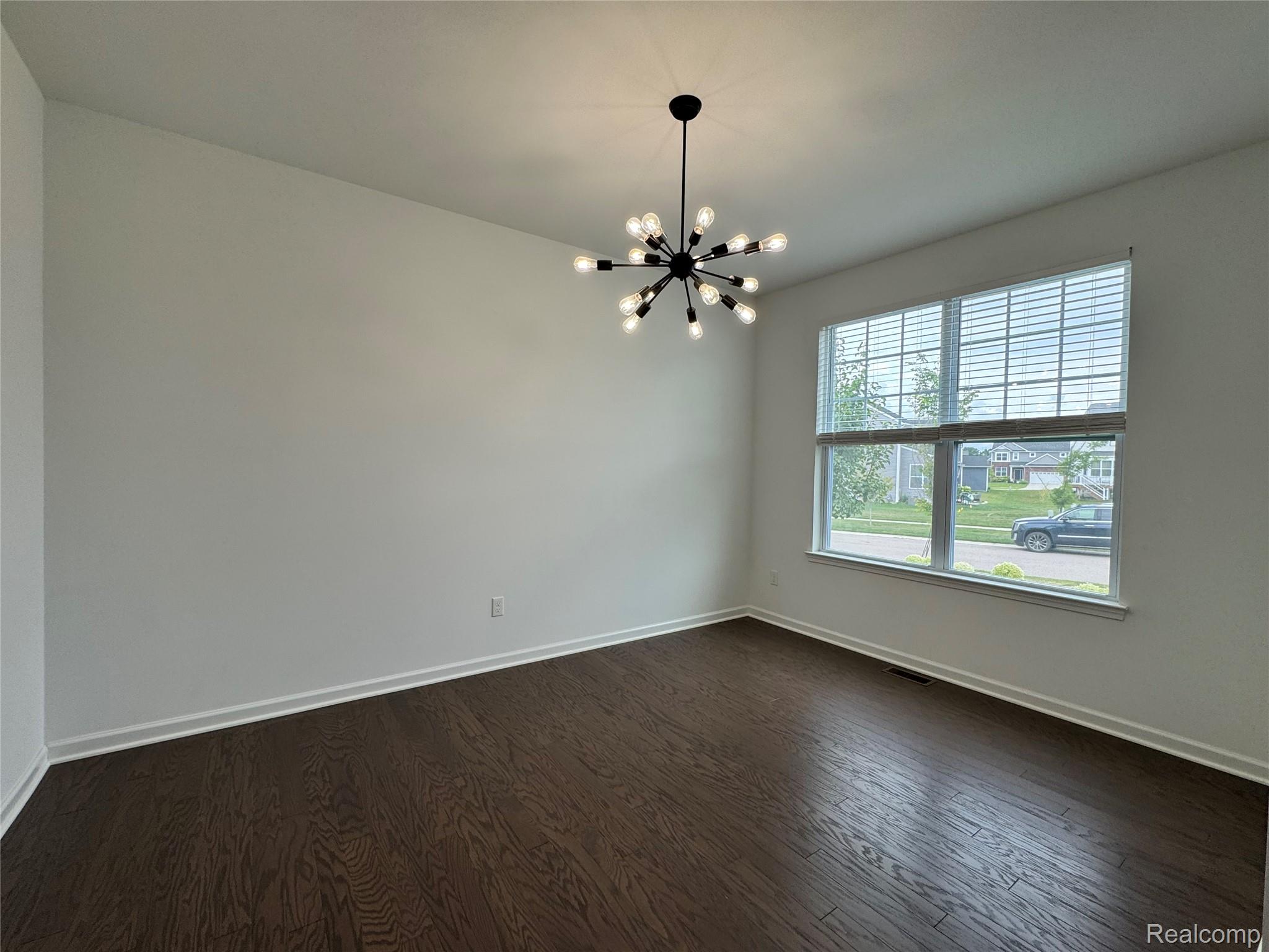 278 Springview Street Property Photo 3
