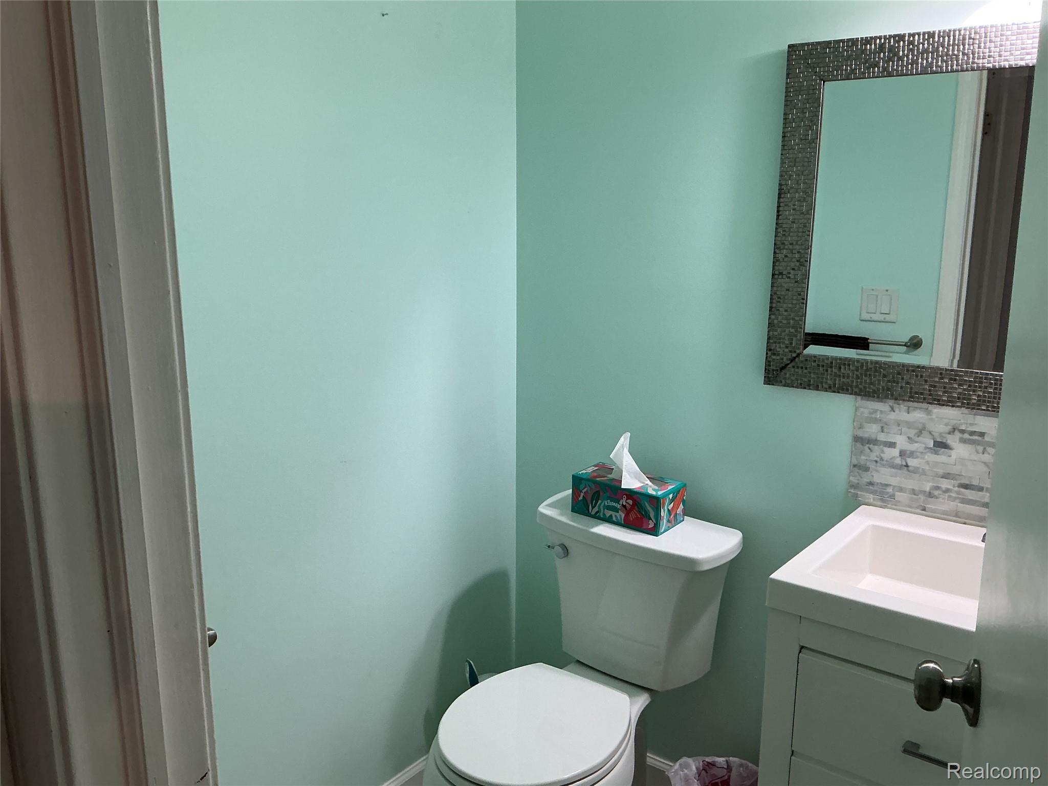 1580 Carthage Property Photo 9