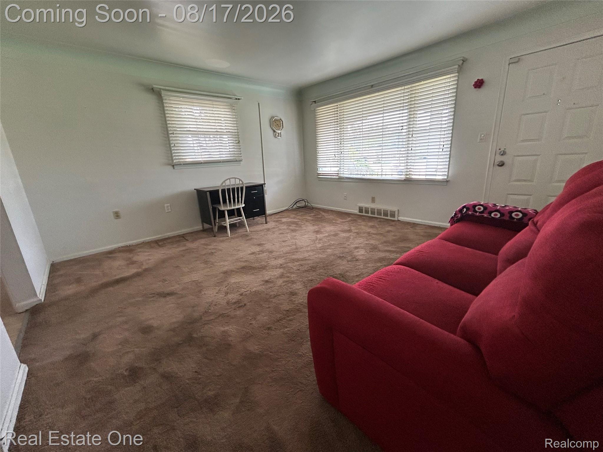 22967 Northline Road Property Photo 8