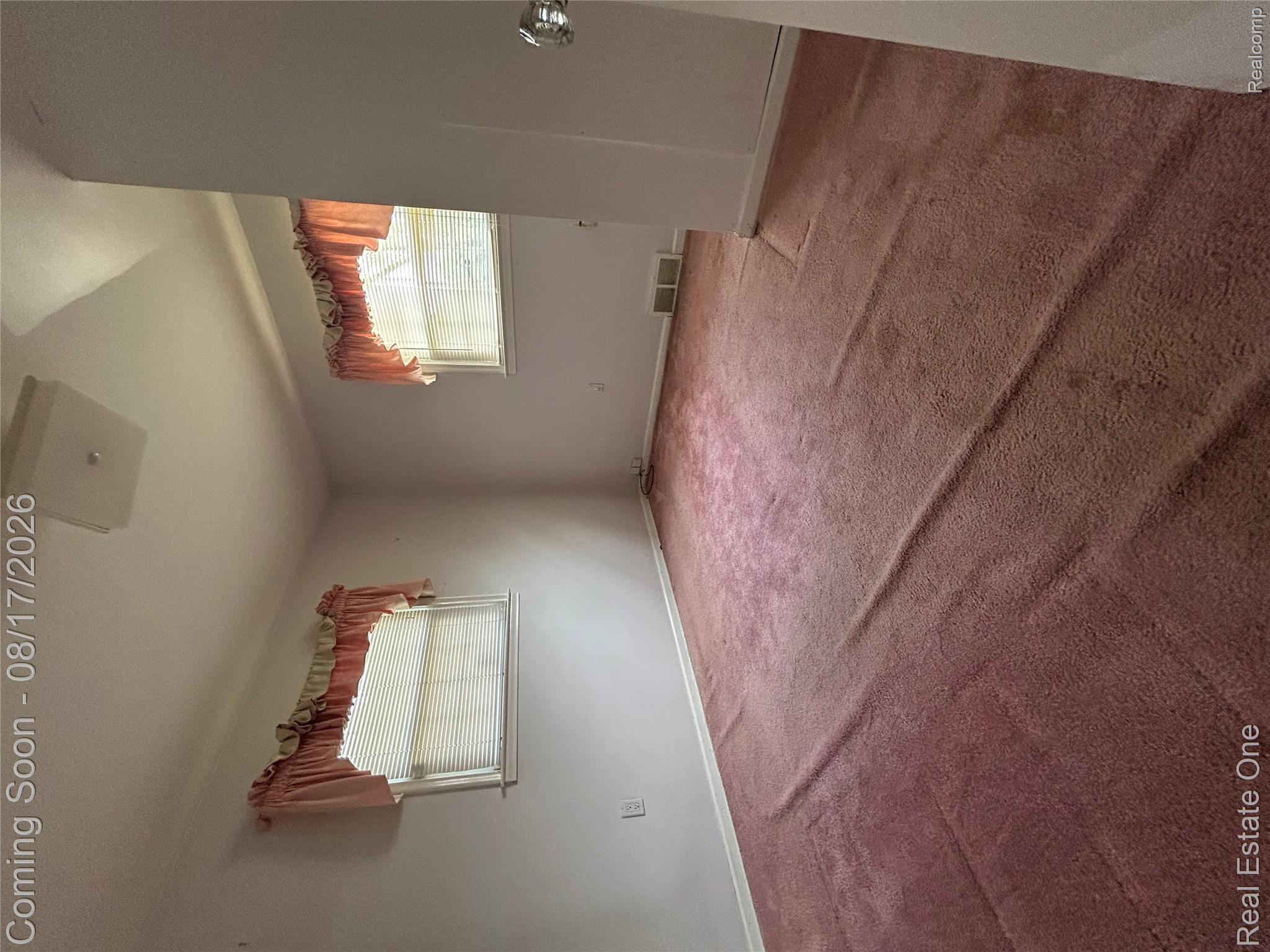 22967 Northline Road Property Photo 13