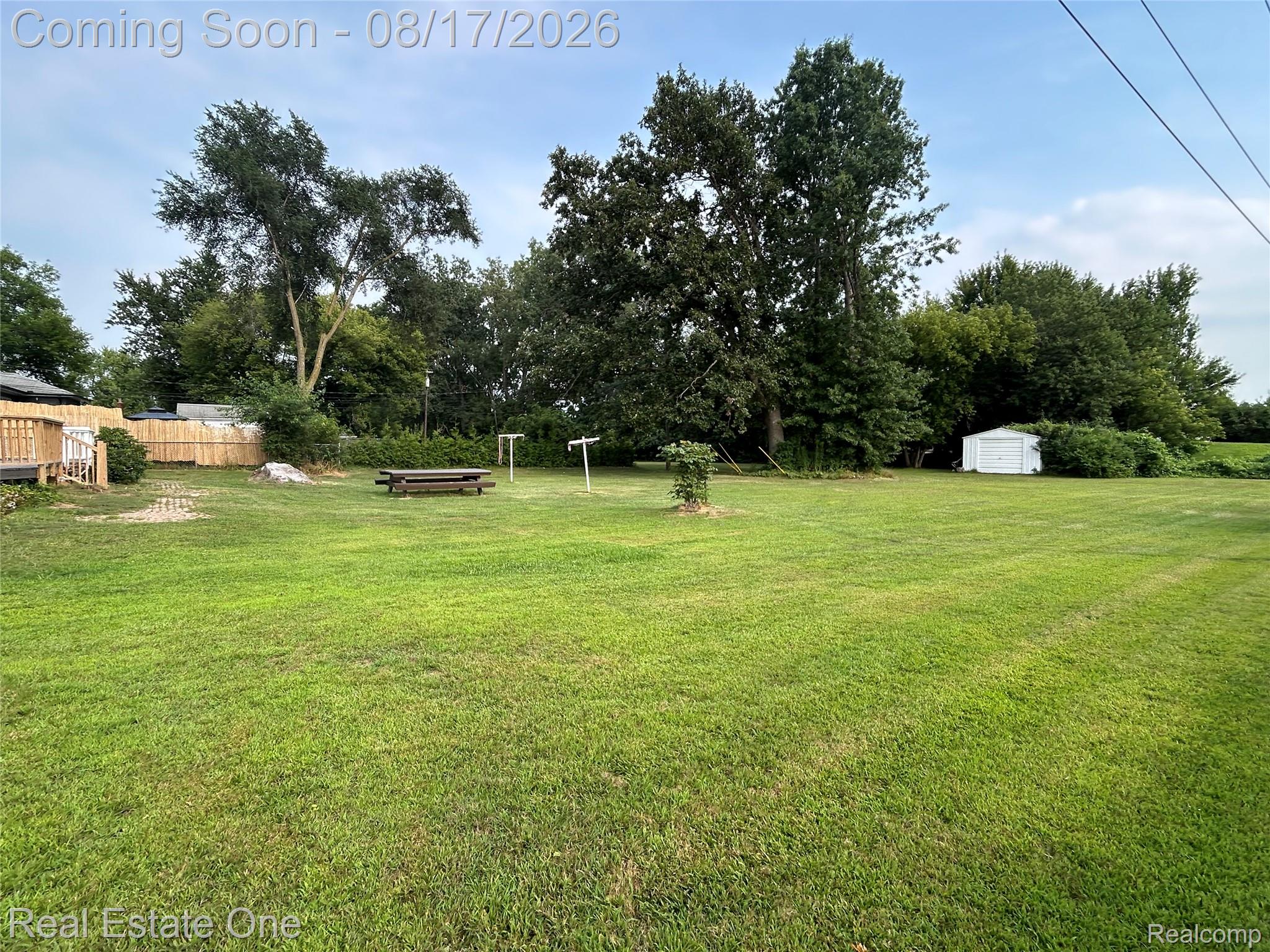 22967 Northline Road Property Photo 22