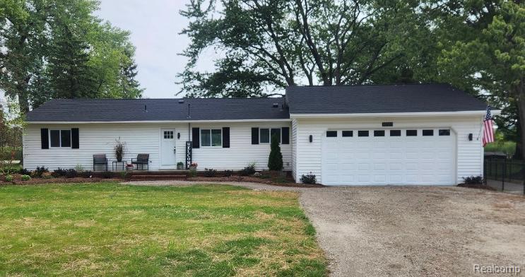 32563 Sutton Road Property Photo 1
