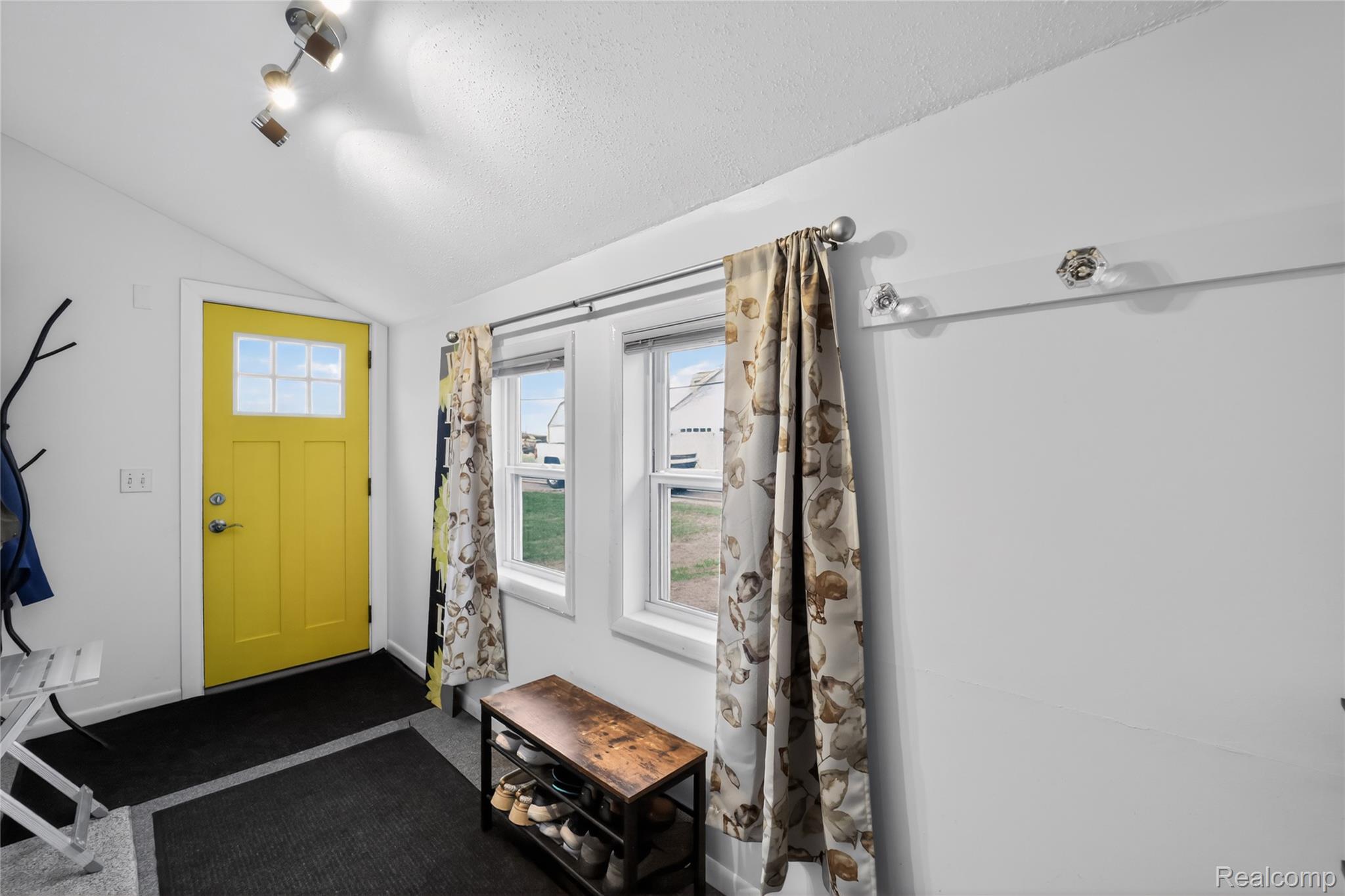 12508 West Shore Drive Property Photo 14
