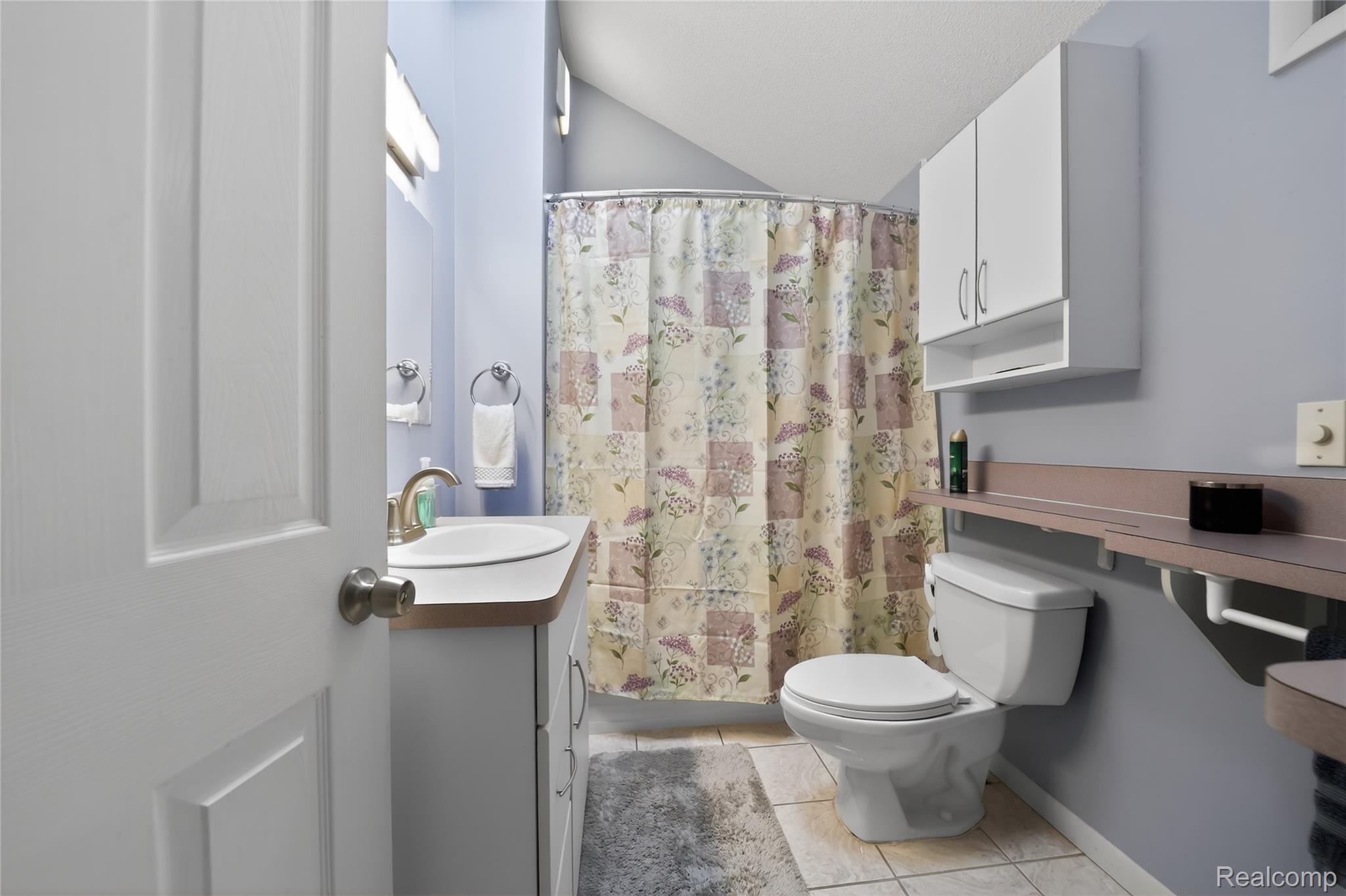 12508 West Shore Drive Property Photo 17