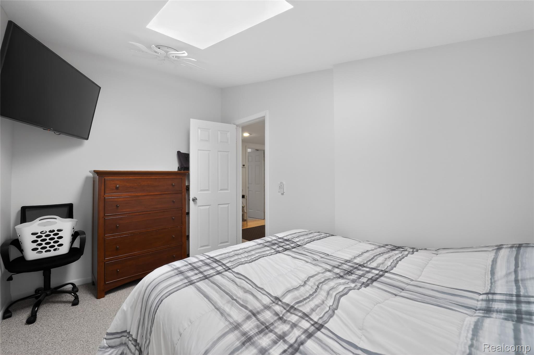 12508 West Shore Drive Property Photo 23