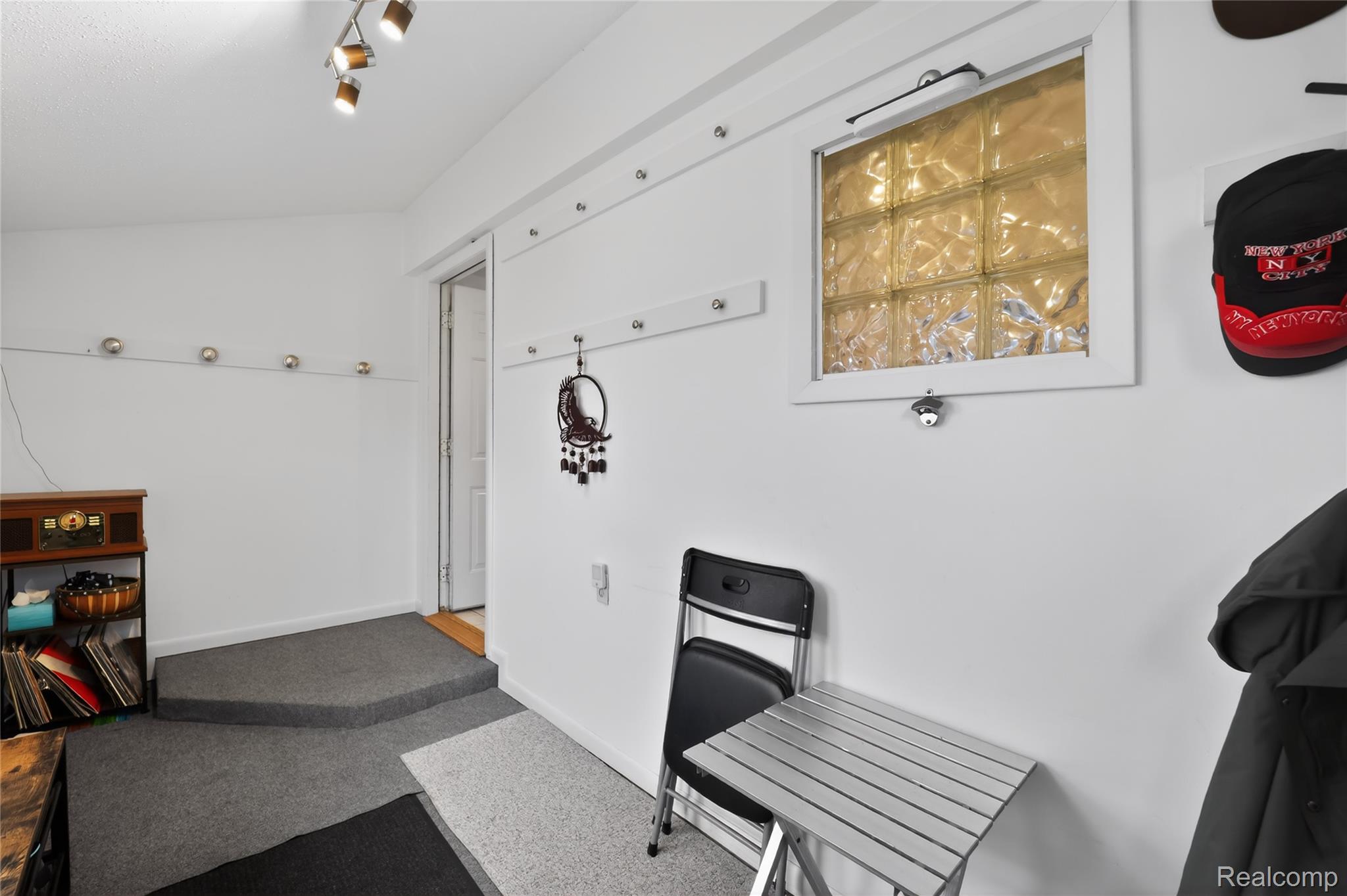 12508 West Shore Drive Property Photo 25