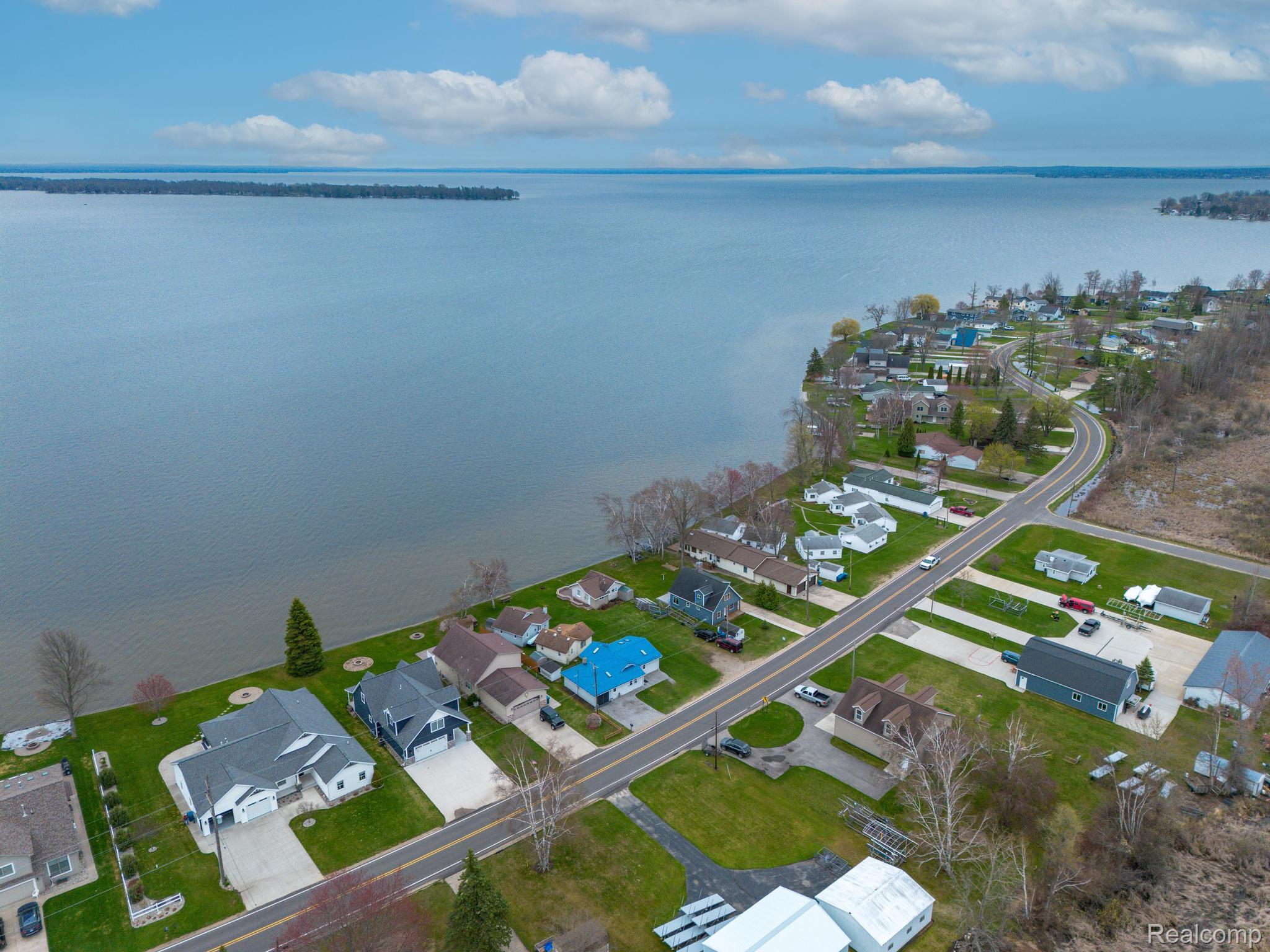 12508 West Shore Drive Property Photo 28