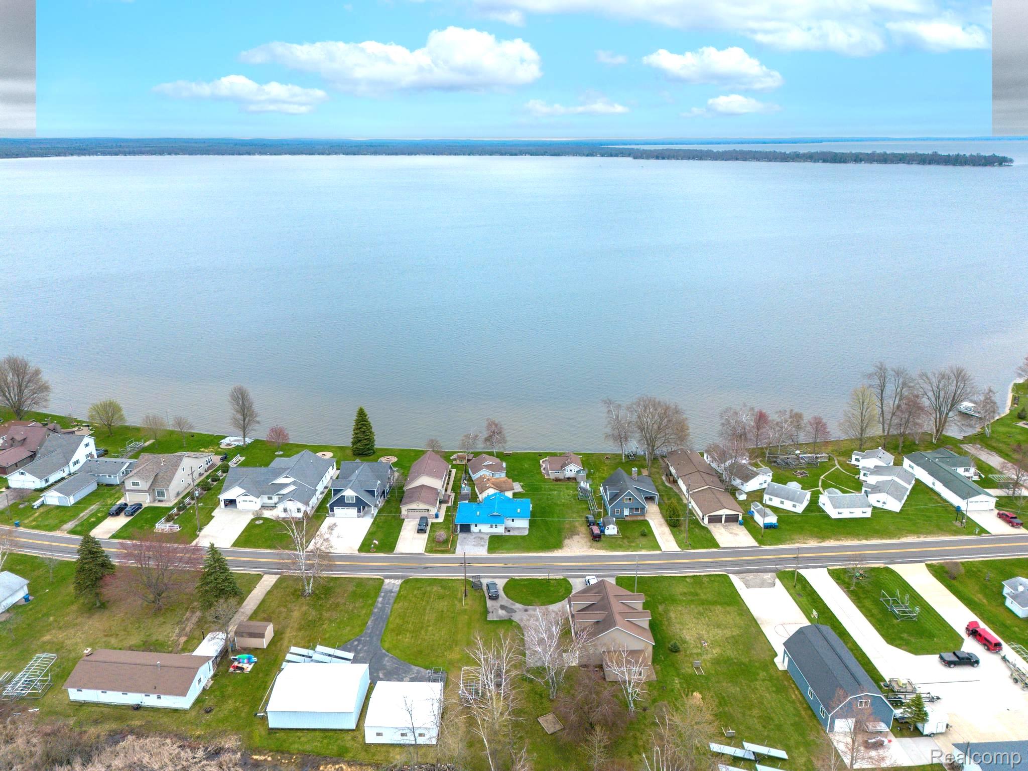 12508 West Shore Drive Property Photo 41