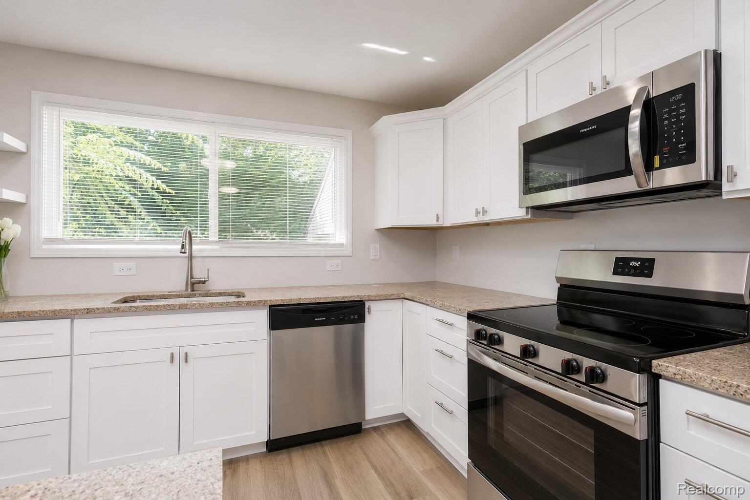 35095 Bridgeman Street Property Photo 8