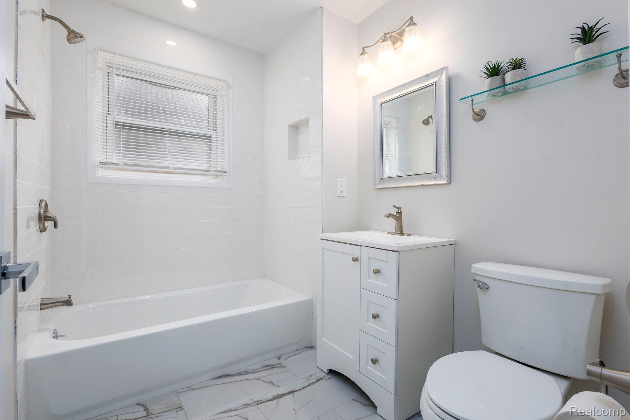 35095 Bridgeman Street Property Photo 15