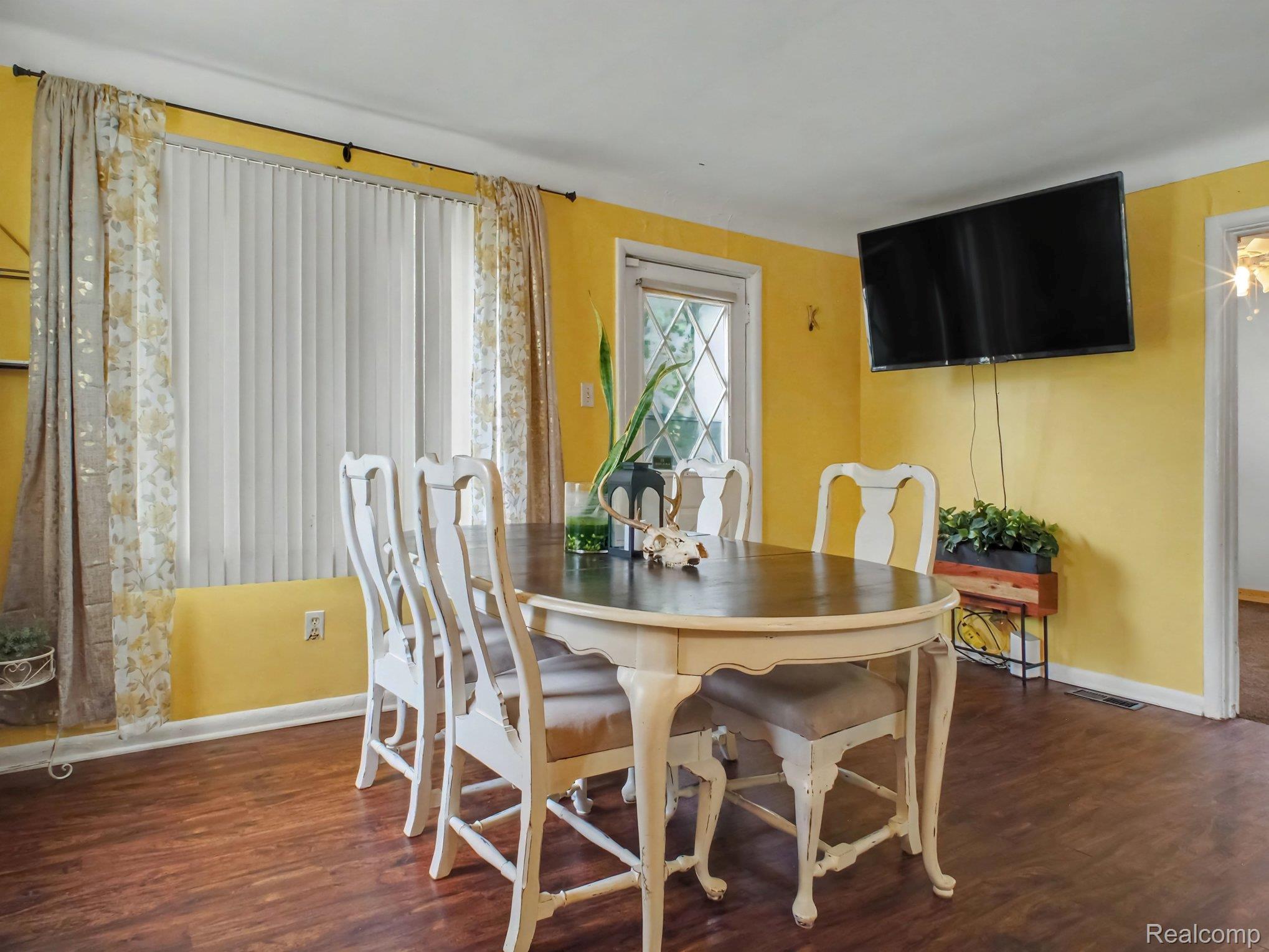 1444 E Williamson Avenue Property Photo 11