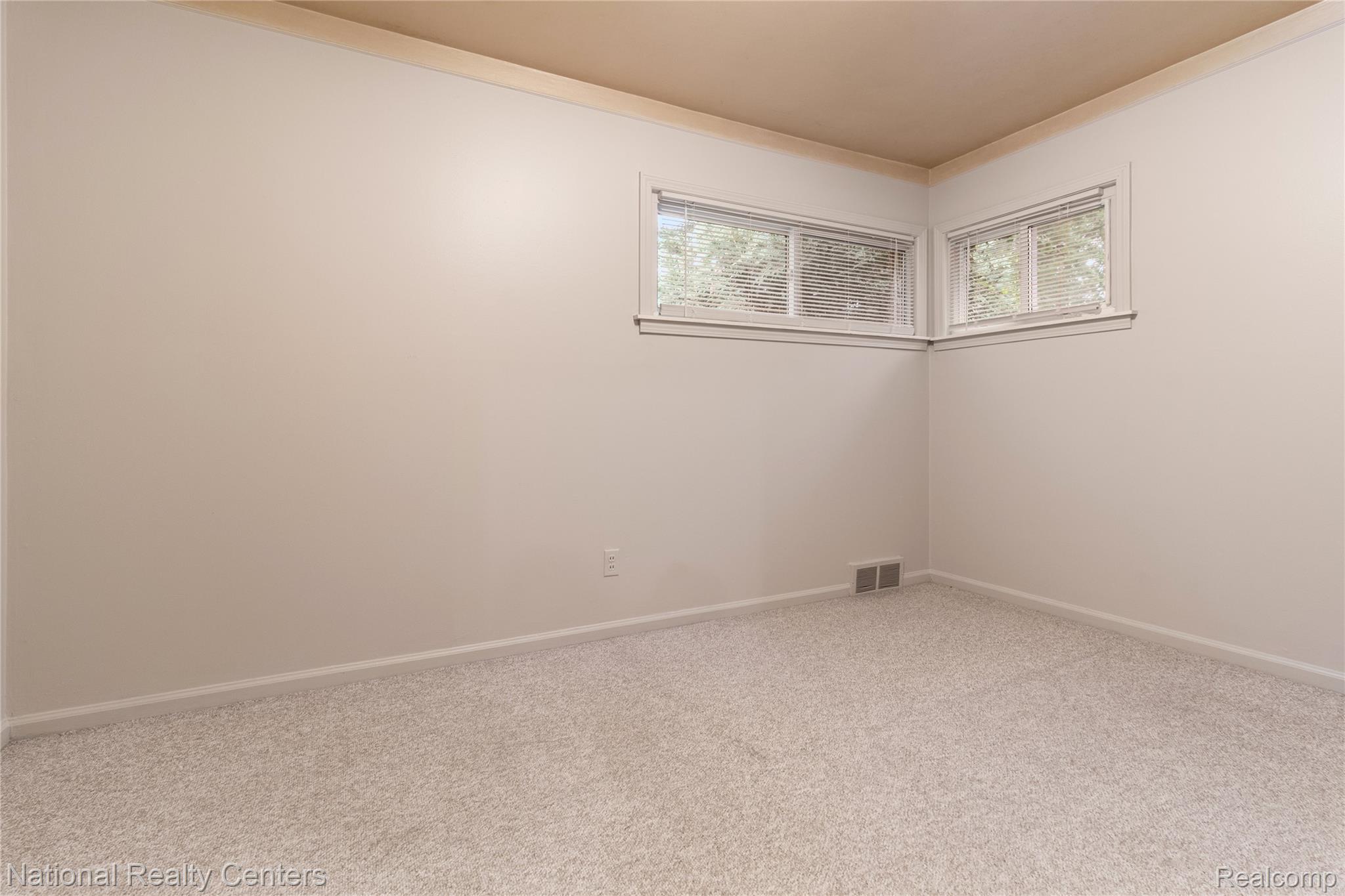 9051 Nathaline Property Photo 19