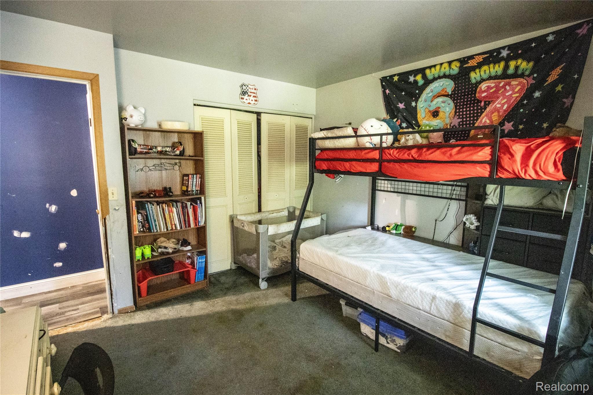 10340 Farrand Road Property Photo 21