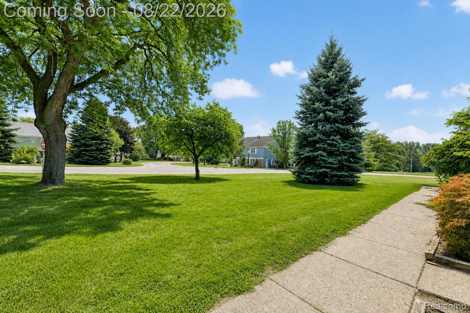 1437 Wingate Boulevard Property Photo 2