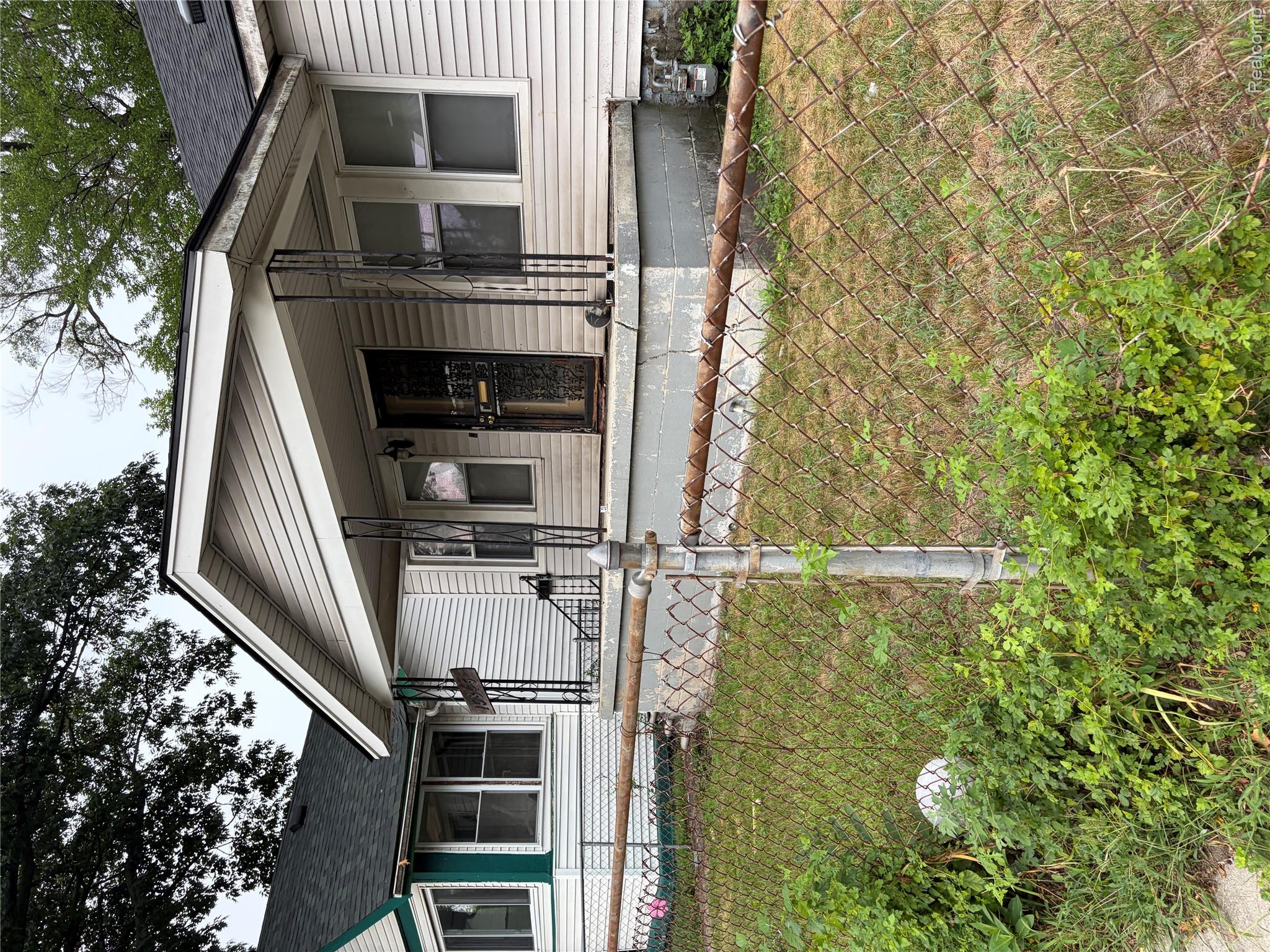 15845 Alden Street Property Photo 1