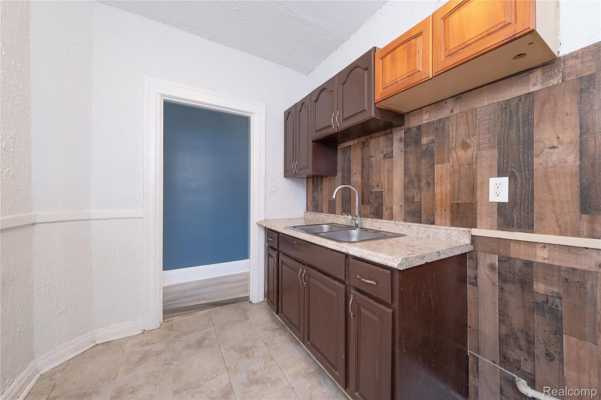 3235 Monterey Street Property Photo 6