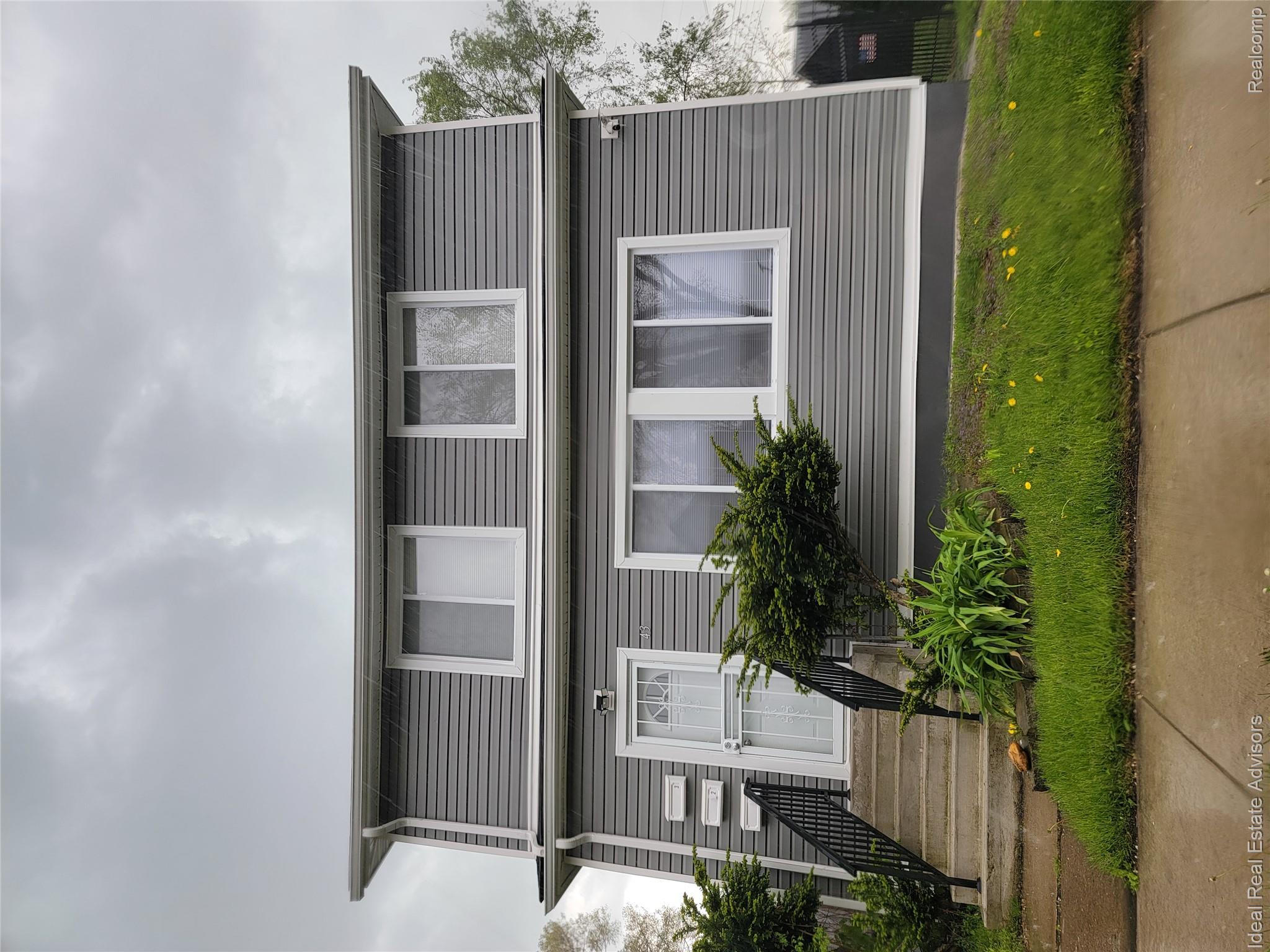 43 W Charlotte Street 1 Property Photo 1
