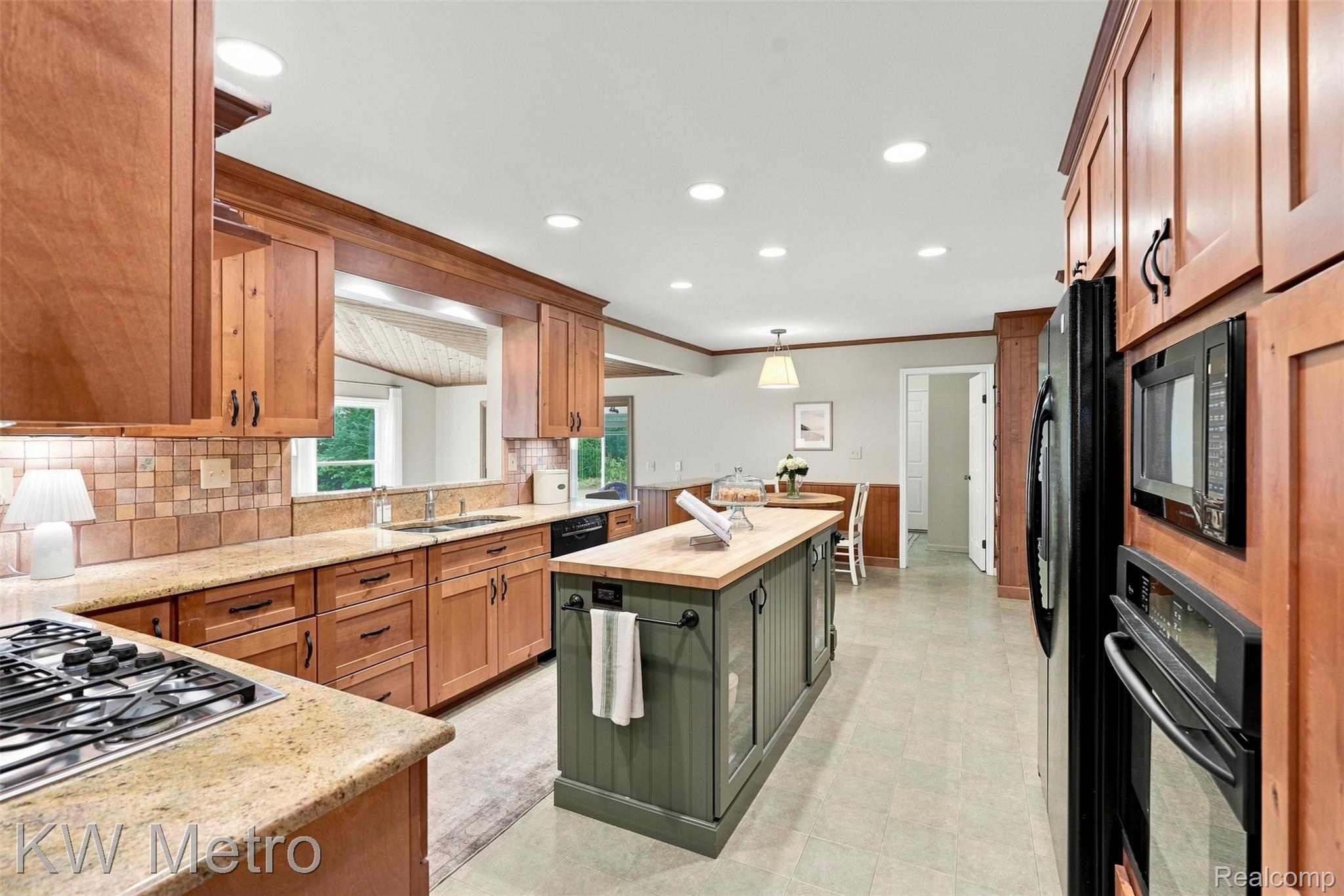 12675 Portsmouth Court Property Photo 8