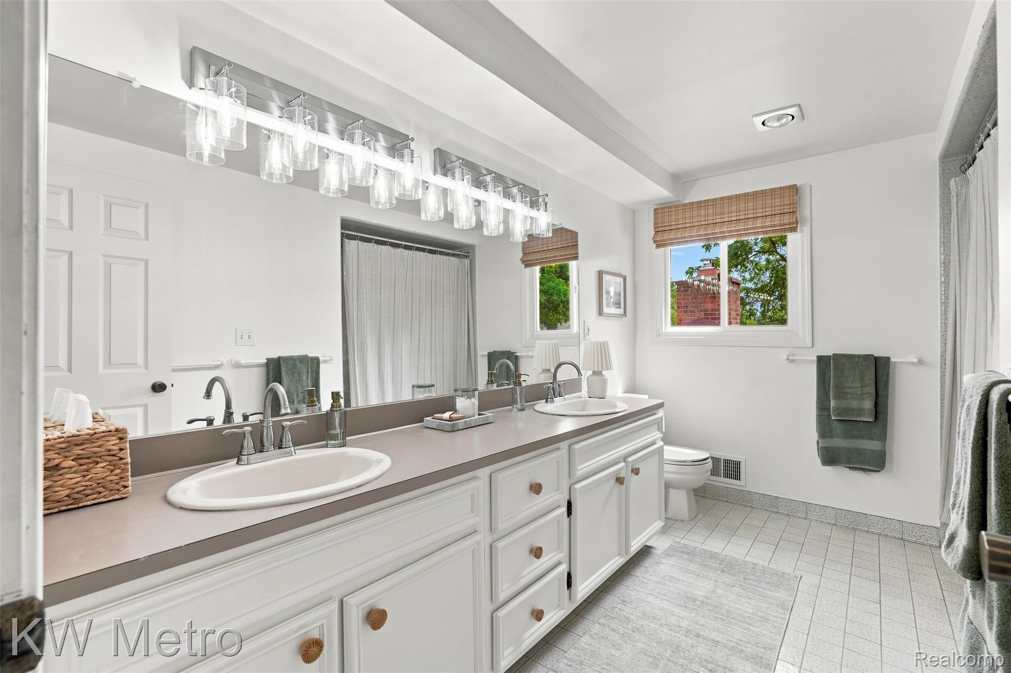 12675 Portsmouth Court Property Photo 19