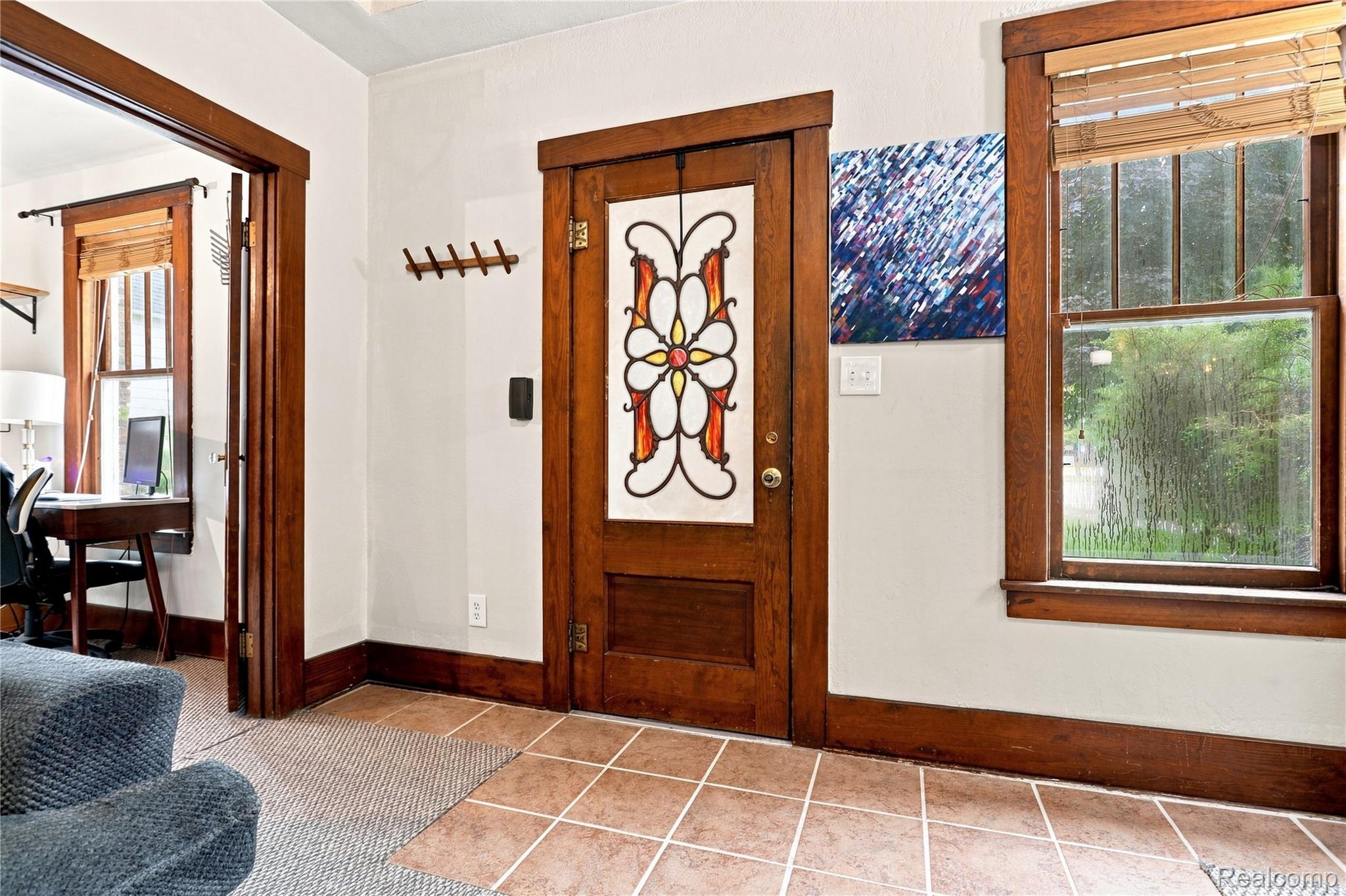 113 E State Street Property Photo 2