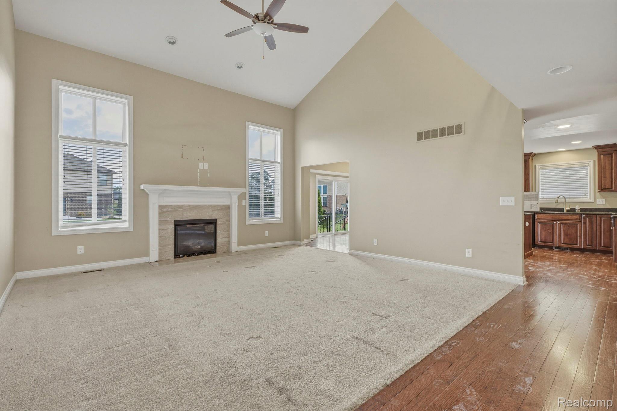 39710 W Offshore Drive Property Photo 5