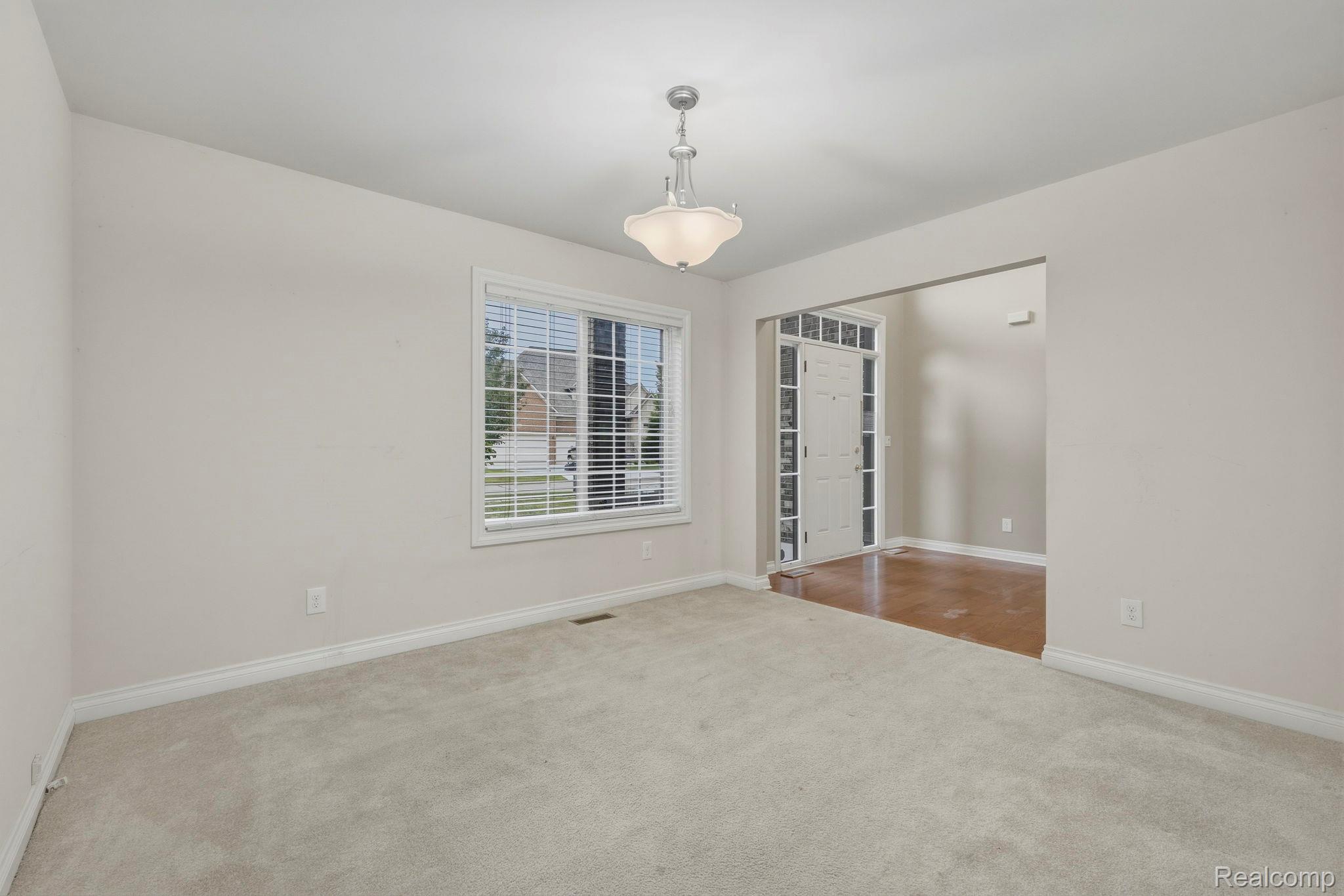 39710 W Offshore Drive Property Photo 17
