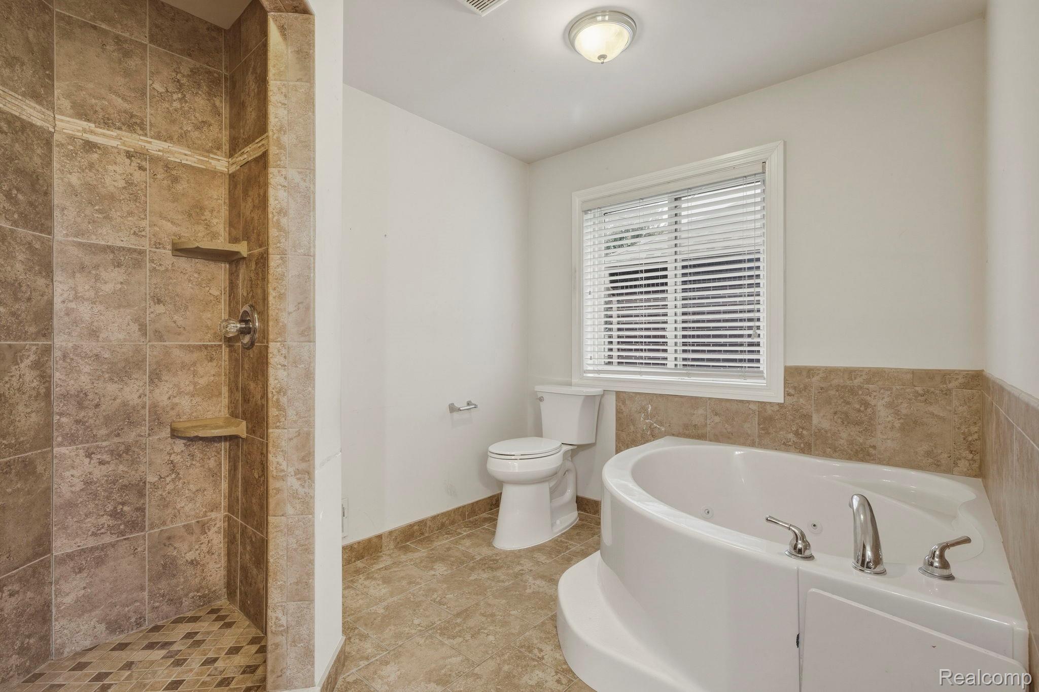 39710 W Offshore Drive Property Photo 26