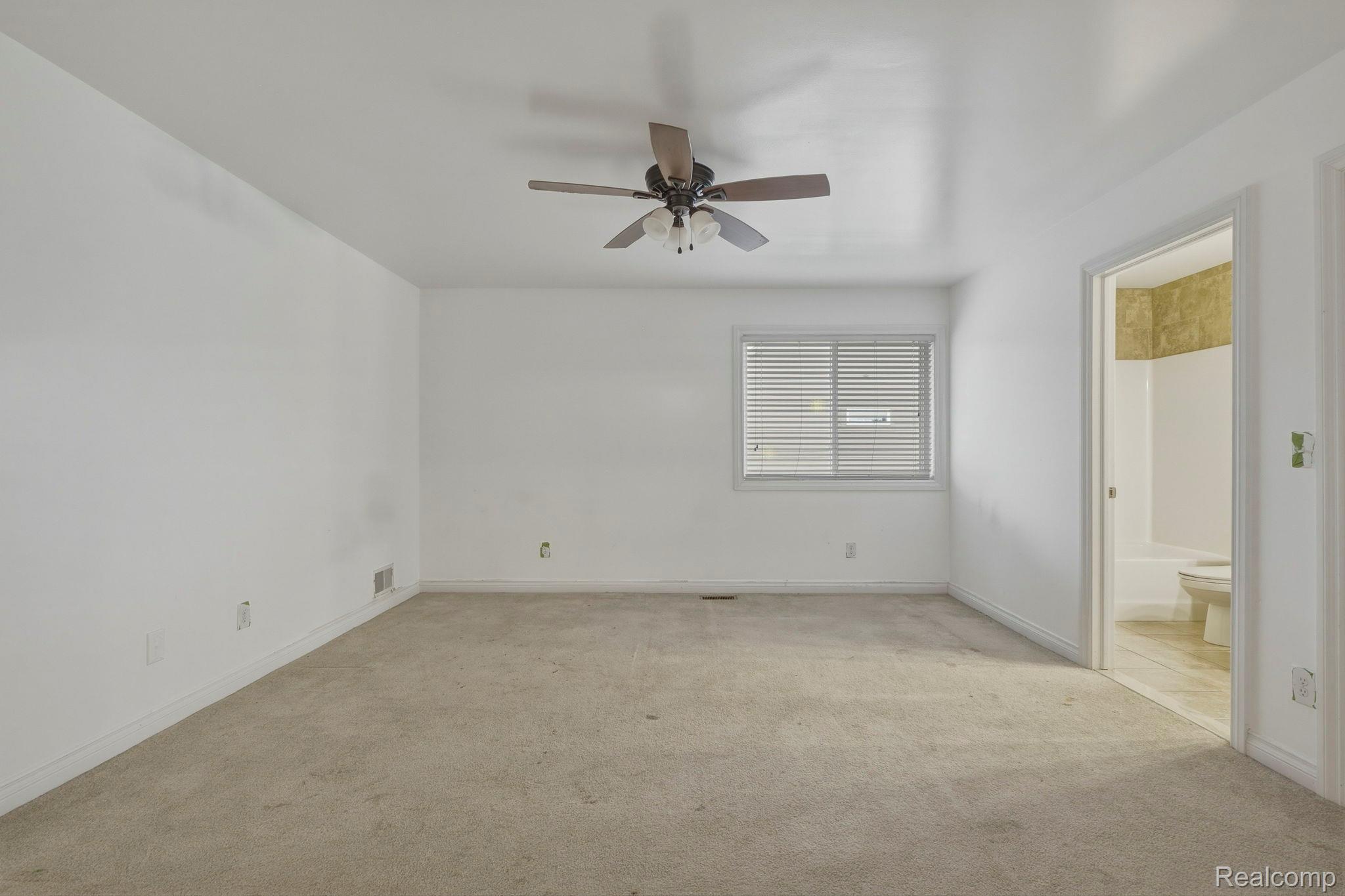39710 W Offshore Drive Property Photo 30