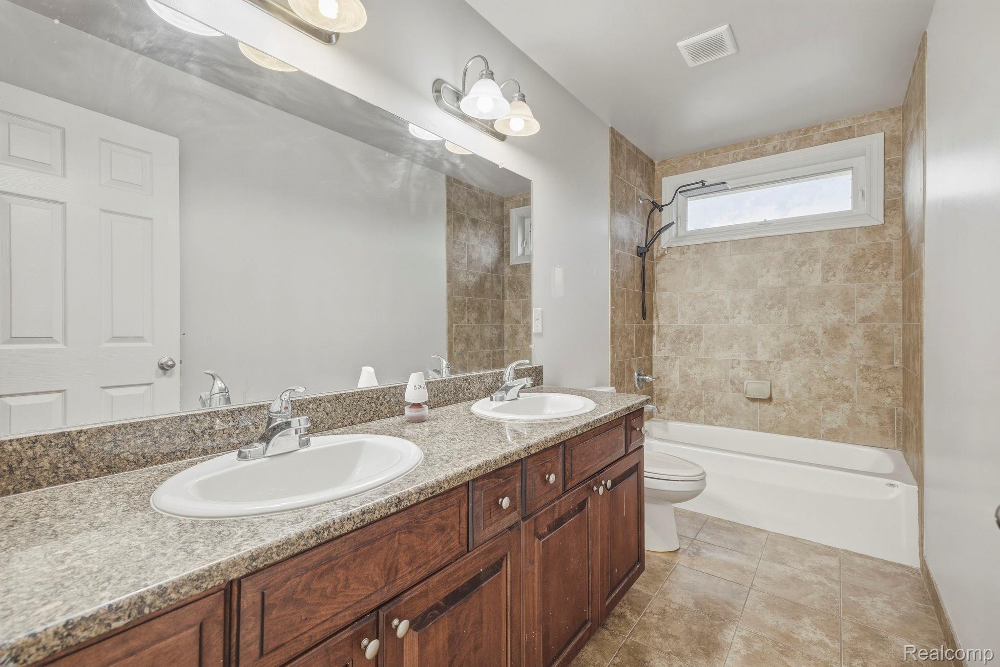 39710 W Offshore Drive Property Photo 40