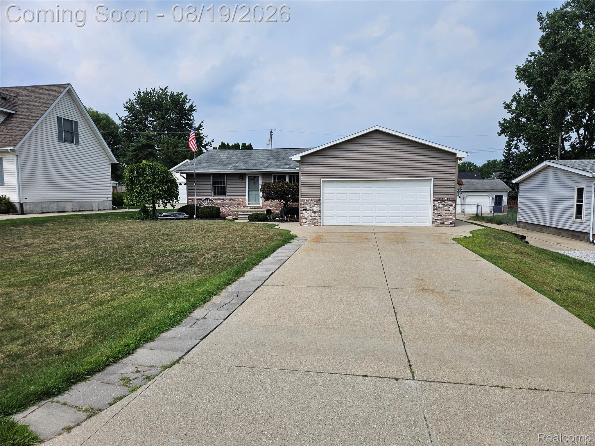 4090 Violet Avenue Property Photo 1