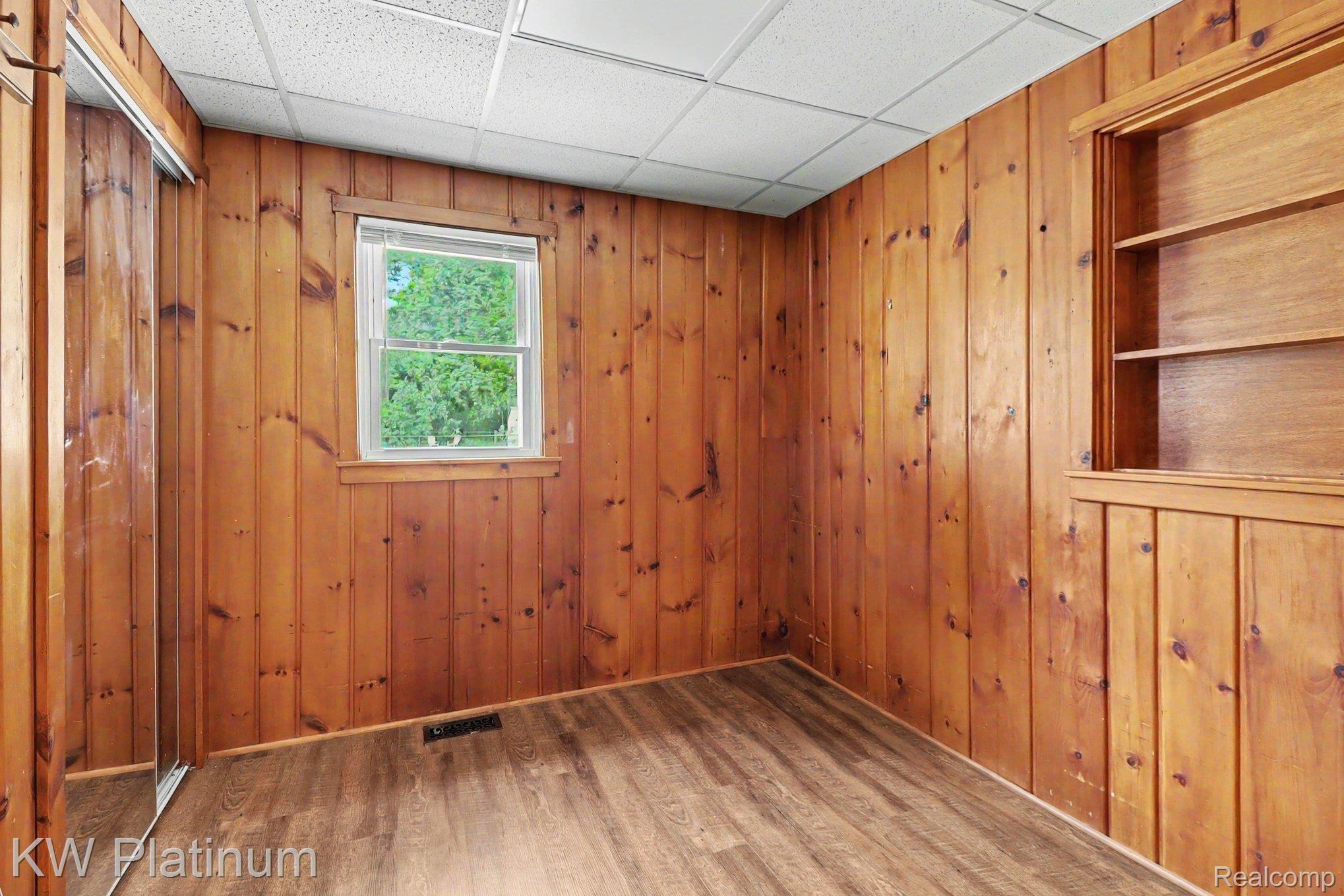 7455 N Woodland Road Property Photo 19