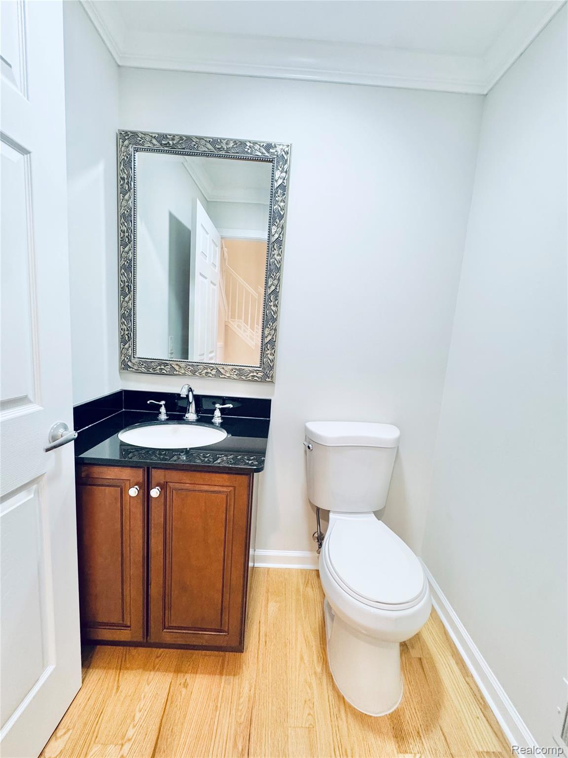 8055 Springdale Drive Property Photo 14